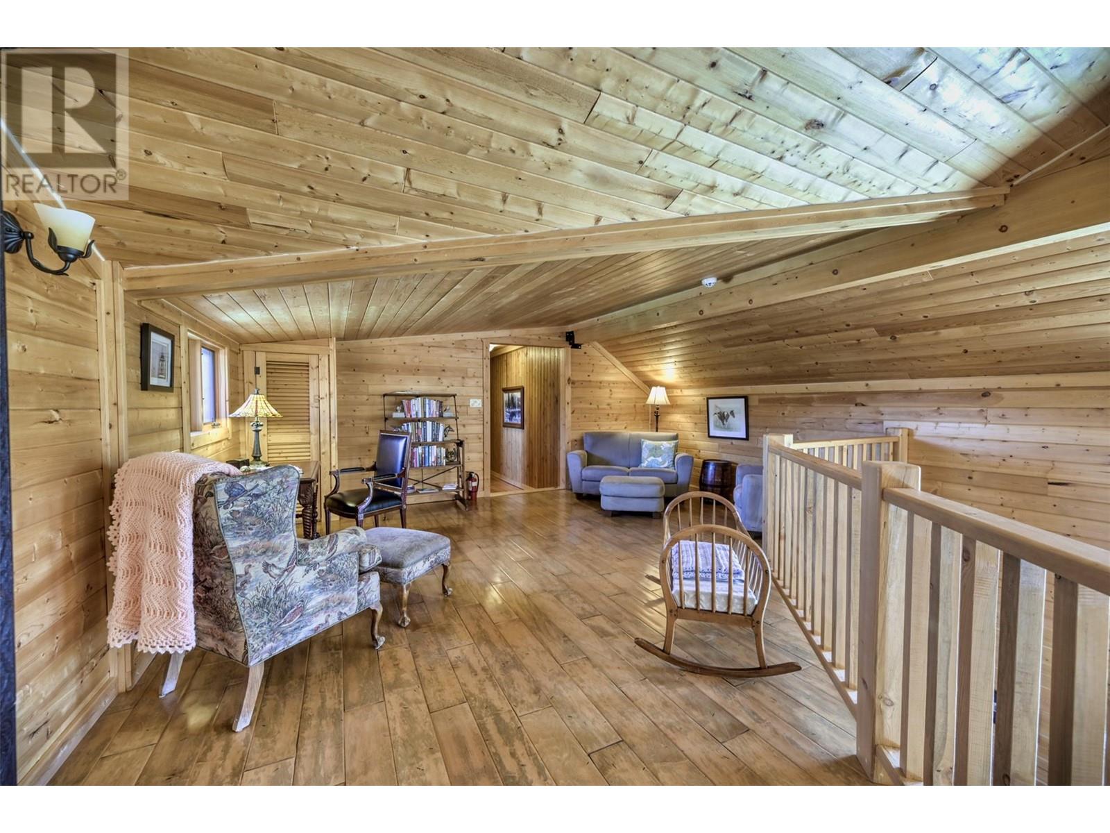 1000 HALFWAY LAKE ROAD - 19