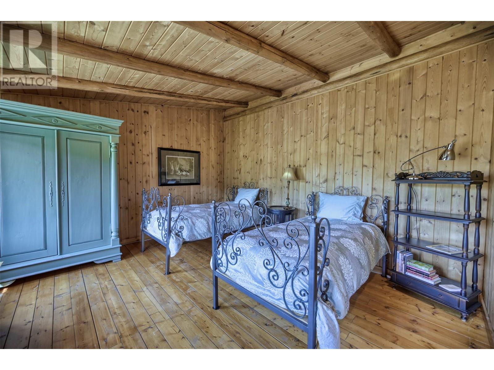 1000 HALFWAY LAKE ROAD - 18