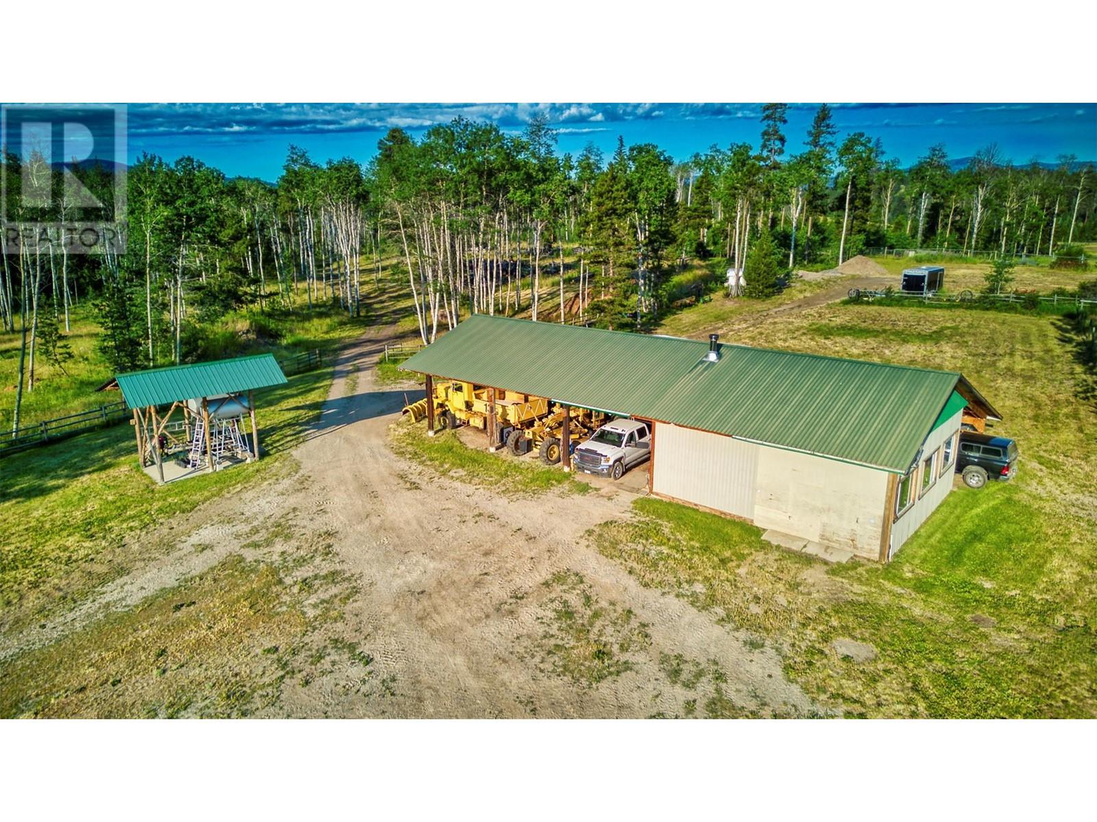 1000 HALFWAY LAKE ROAD - 51