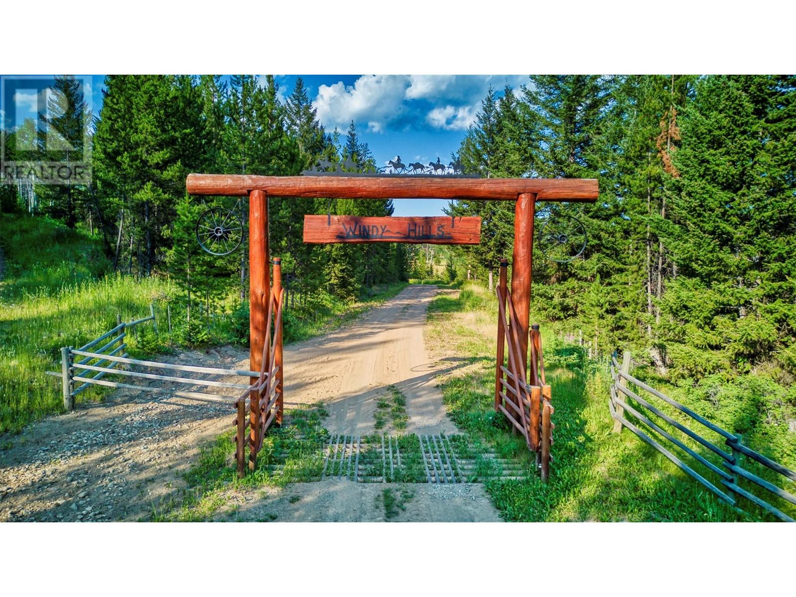 1000 HALFWAY LAKE ROAD - 72