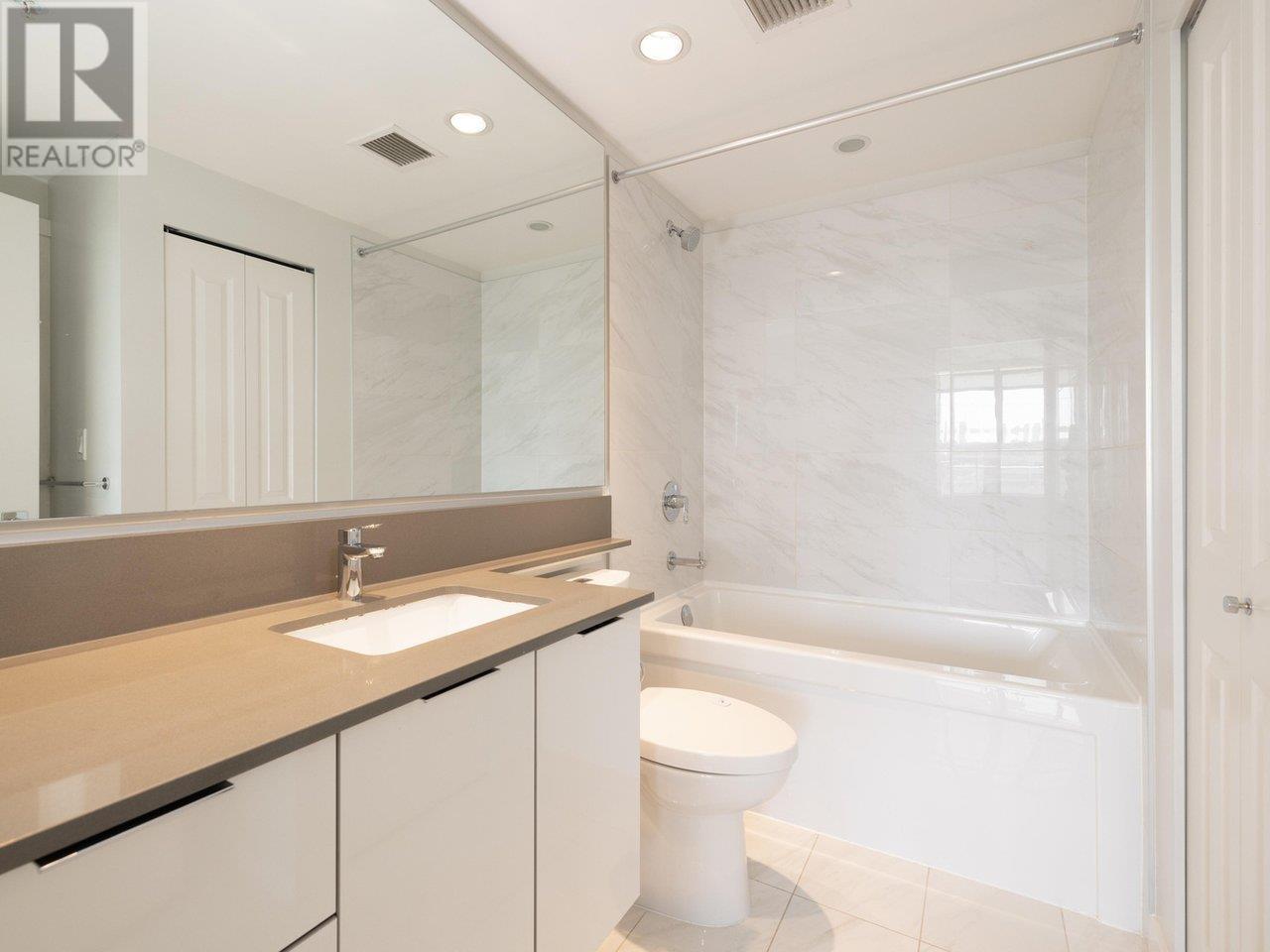 702 2388 MADISON AVENUE, Burnaby real estate listing R2909636