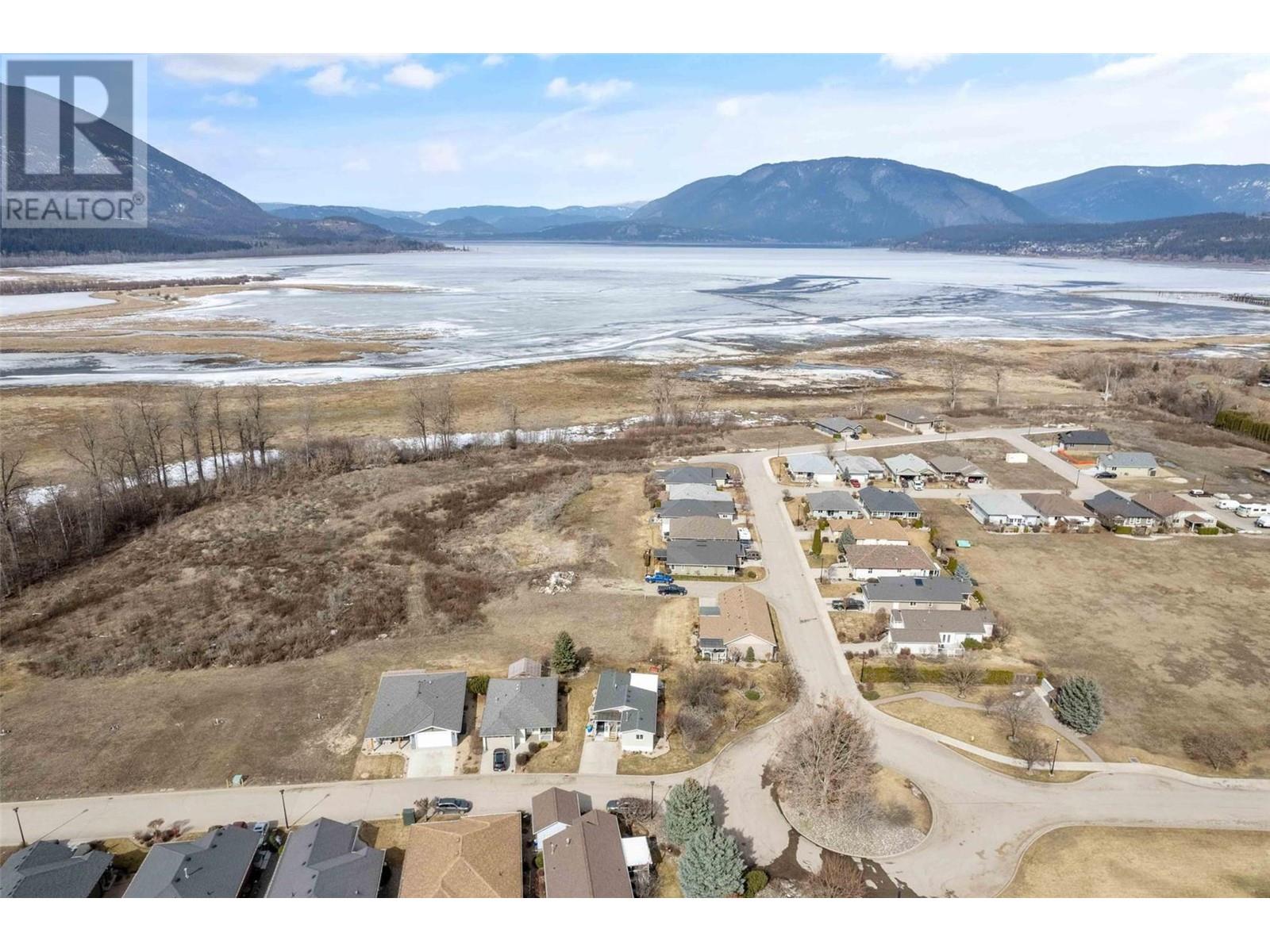 Photo 38 of 601 Beatty Avenue Nw Unit 5, Salmon Arm BC