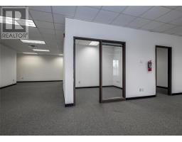 Unit 403 - 136 Crosbie Road thumbnail 10
