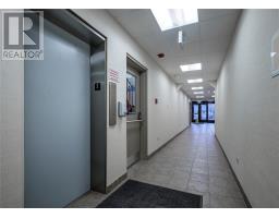 Unit 403 - 136 Crosbie Road thumbnail 7