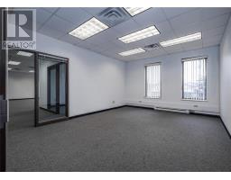 Unit 403 - 136 Crosbie Road thumbnail 9