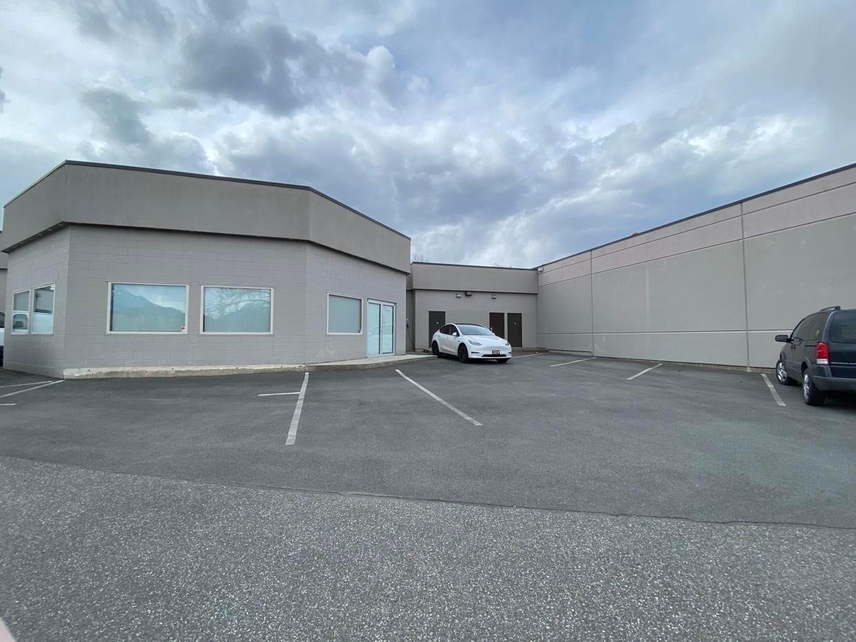 Photo 1 of 204 45610 Yale Road Chilliwack Proper South, Chilliwack BC