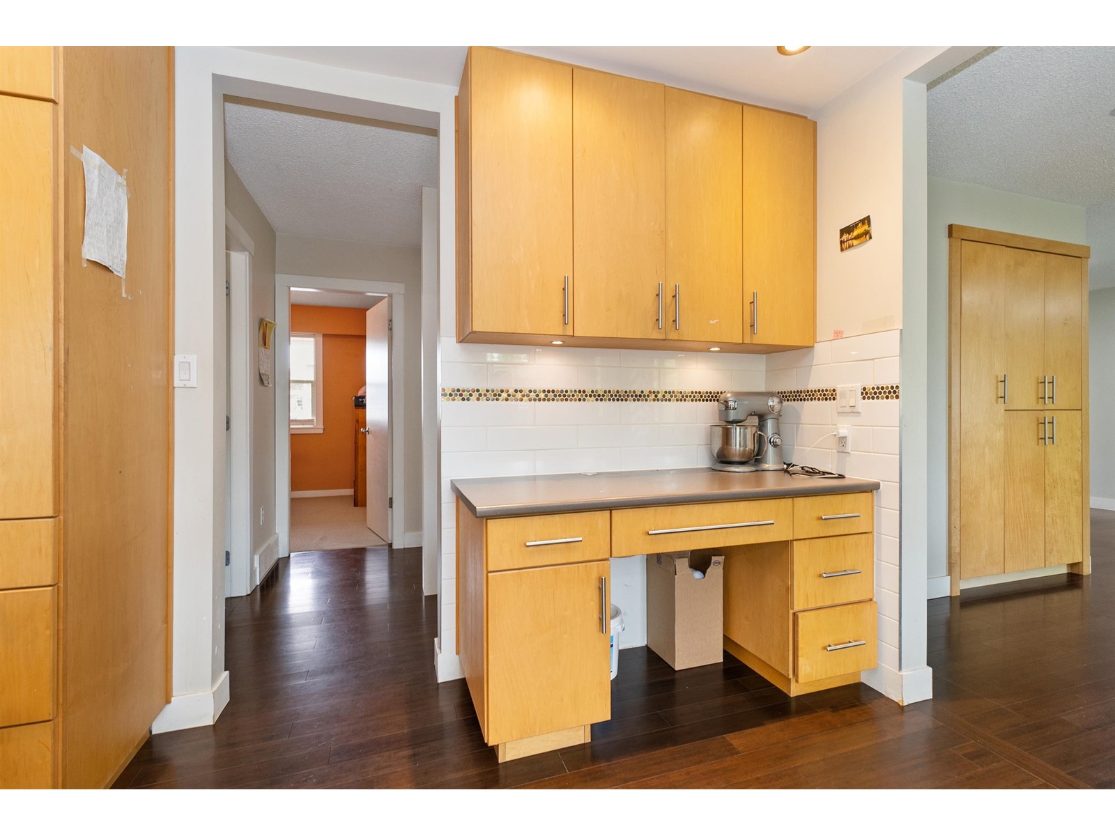 2277 RAINIER STREET, Abbotsford real estate listing R2911472