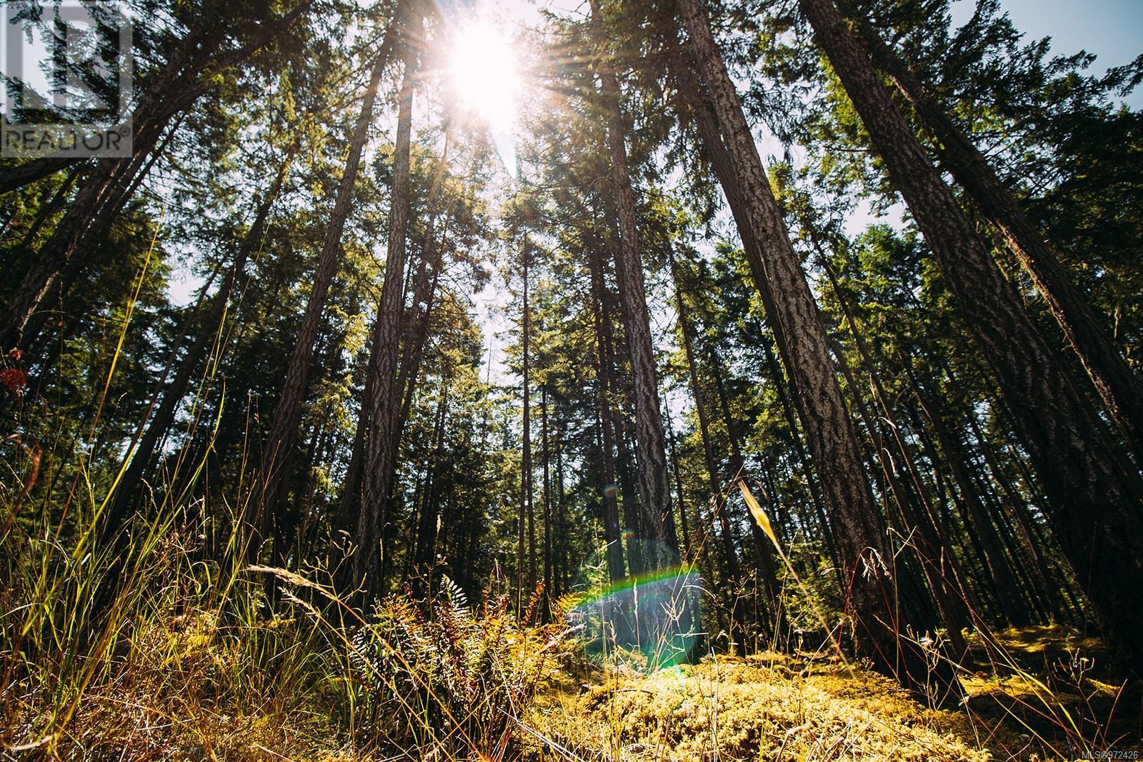 Lt 10 Sitka Grove, Gabriola Island
