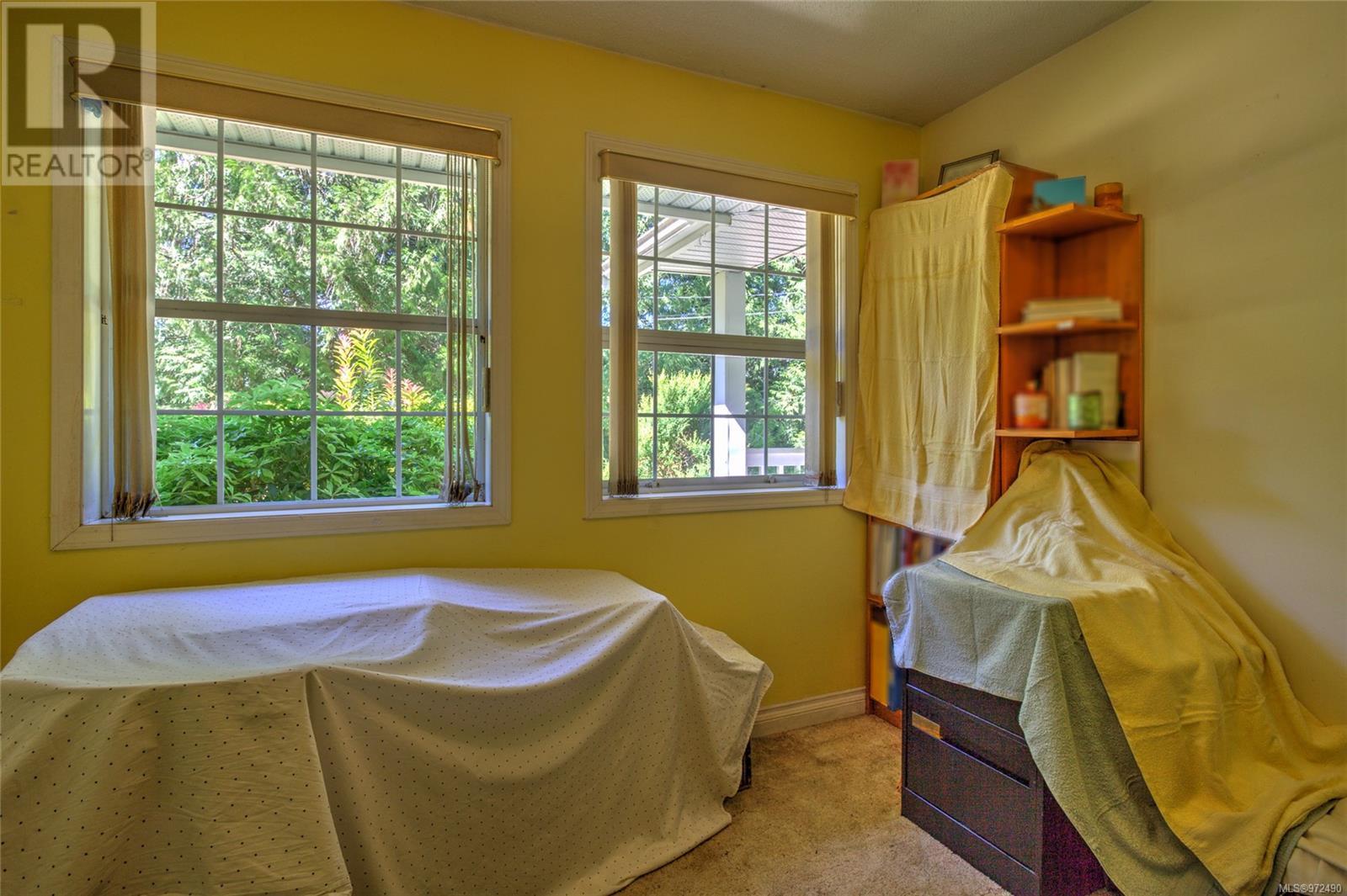 3112 Henry Rd, Chemainus