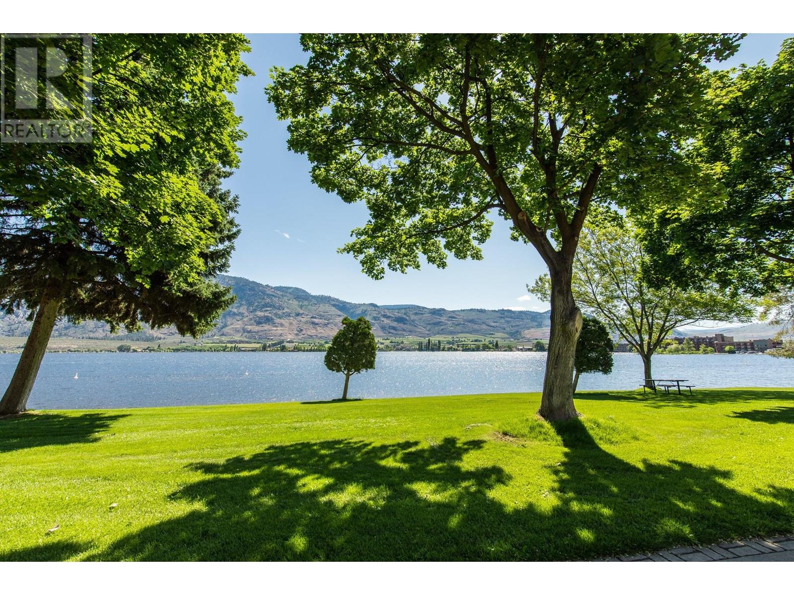 15 Park Place Unit# 304, Osoyoos