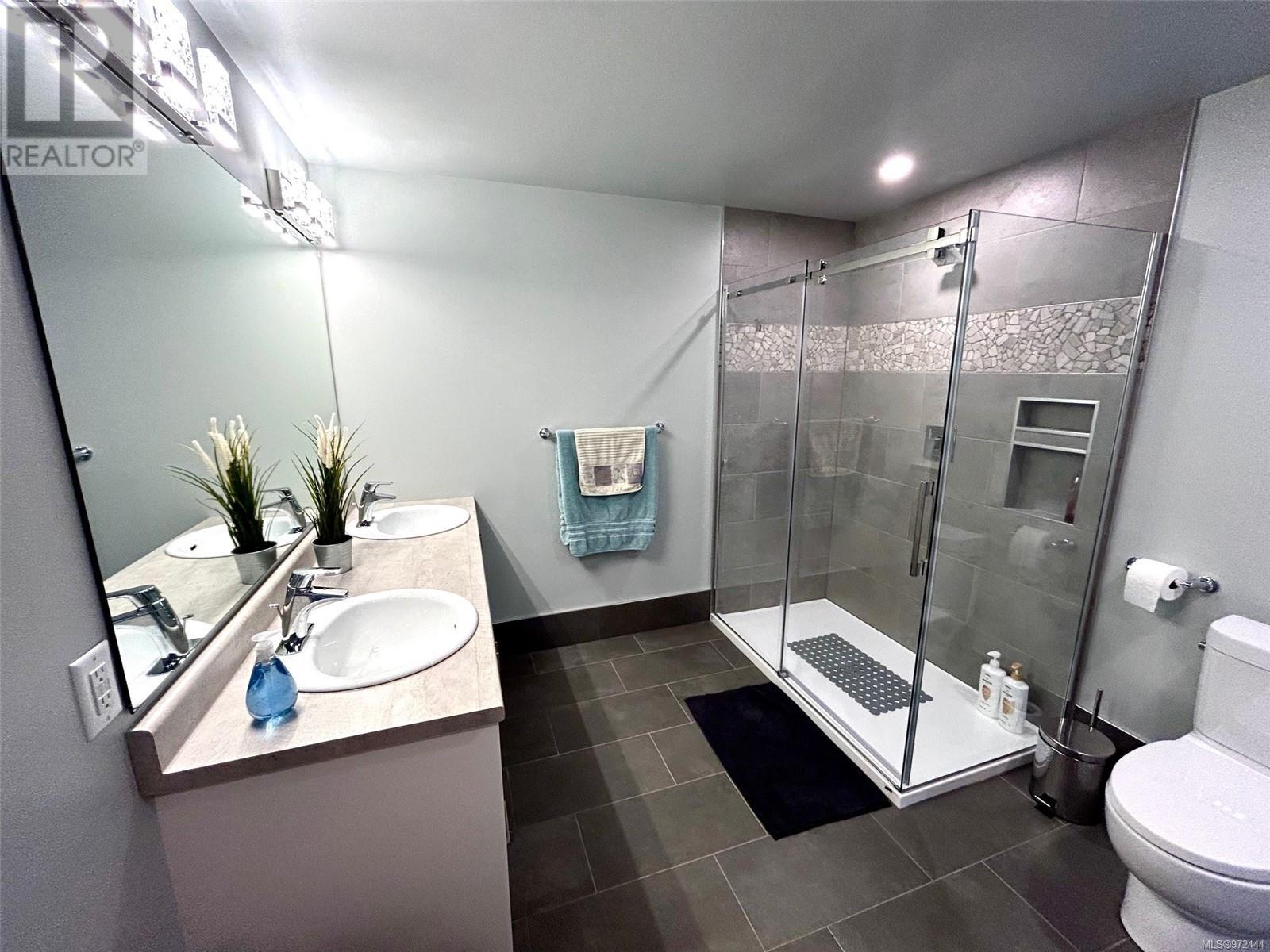 101 Smith Rd, Salt Spring