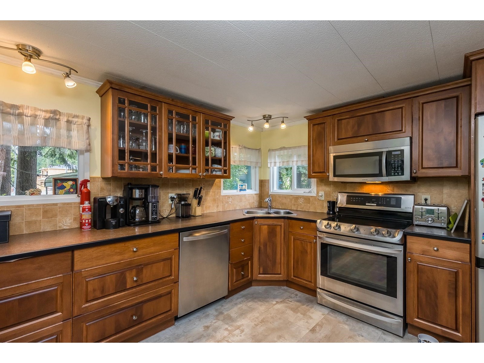 20210 27 AVENUE, Langley real estate listing R2911937