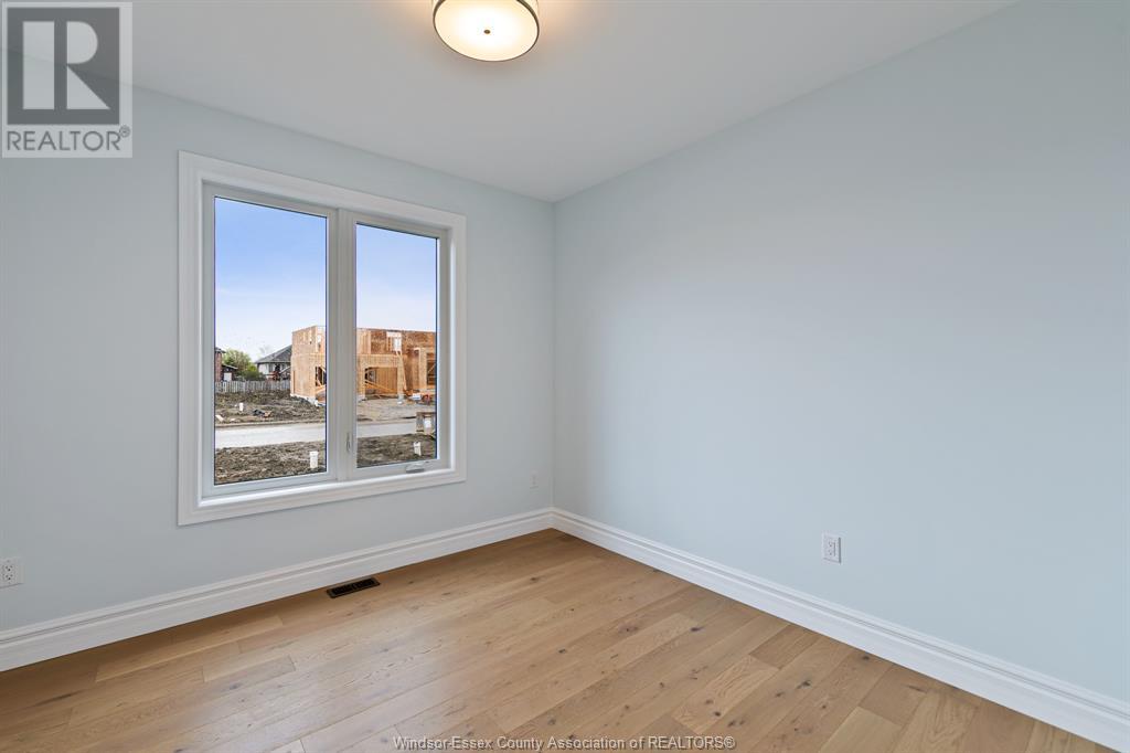 Photo 15 of 2504 Mayfair South, Lasalle ON