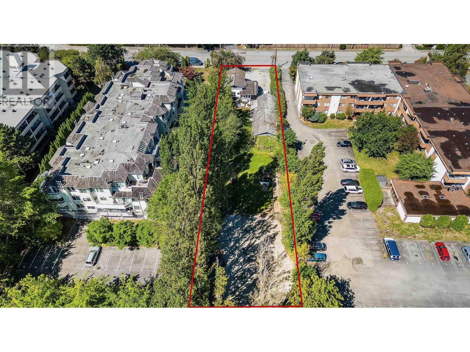 Photo 4 of 7640 Francis Road, Richmond BC