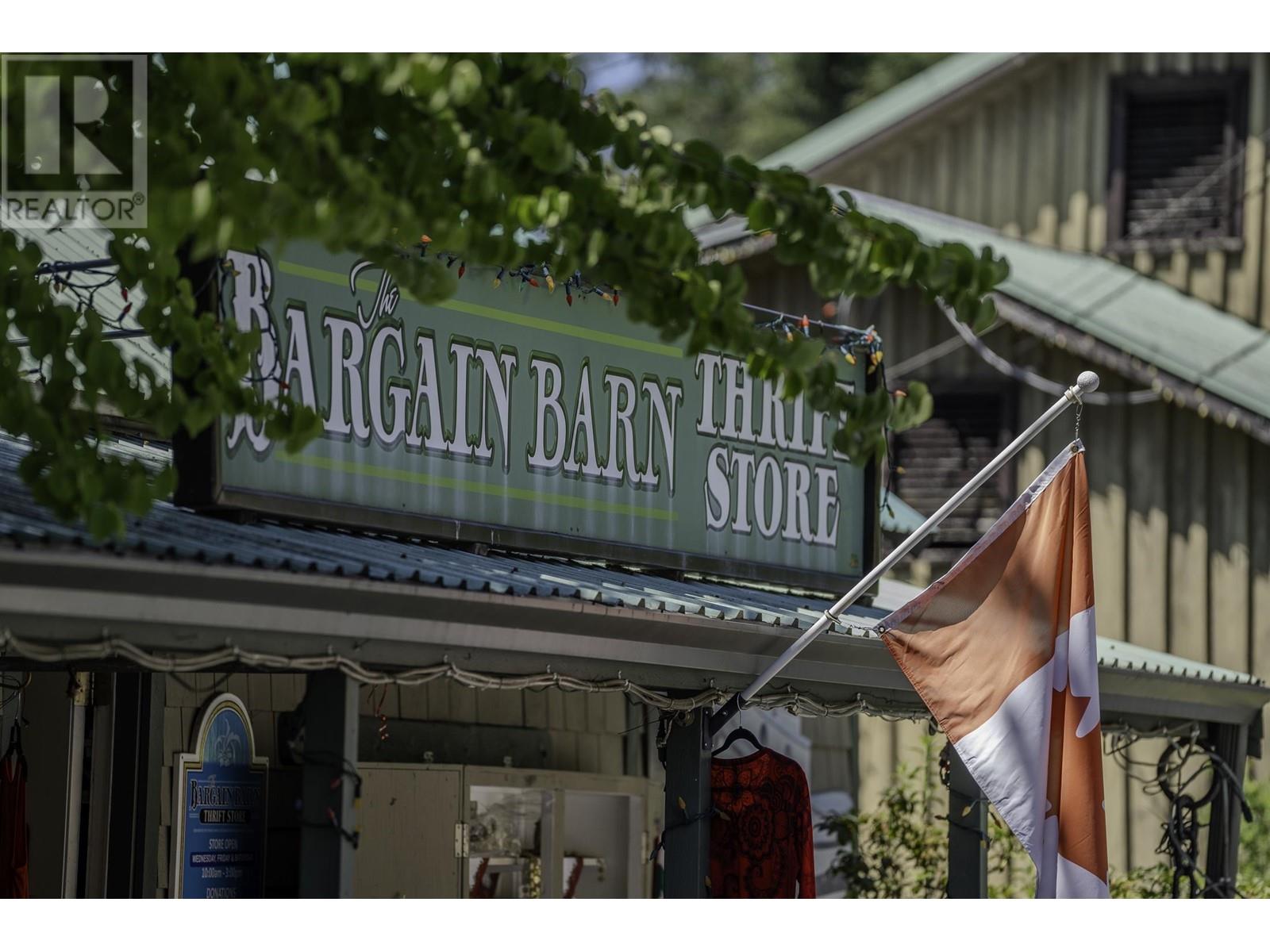 12882 STONE ROAD, Pender Harbour