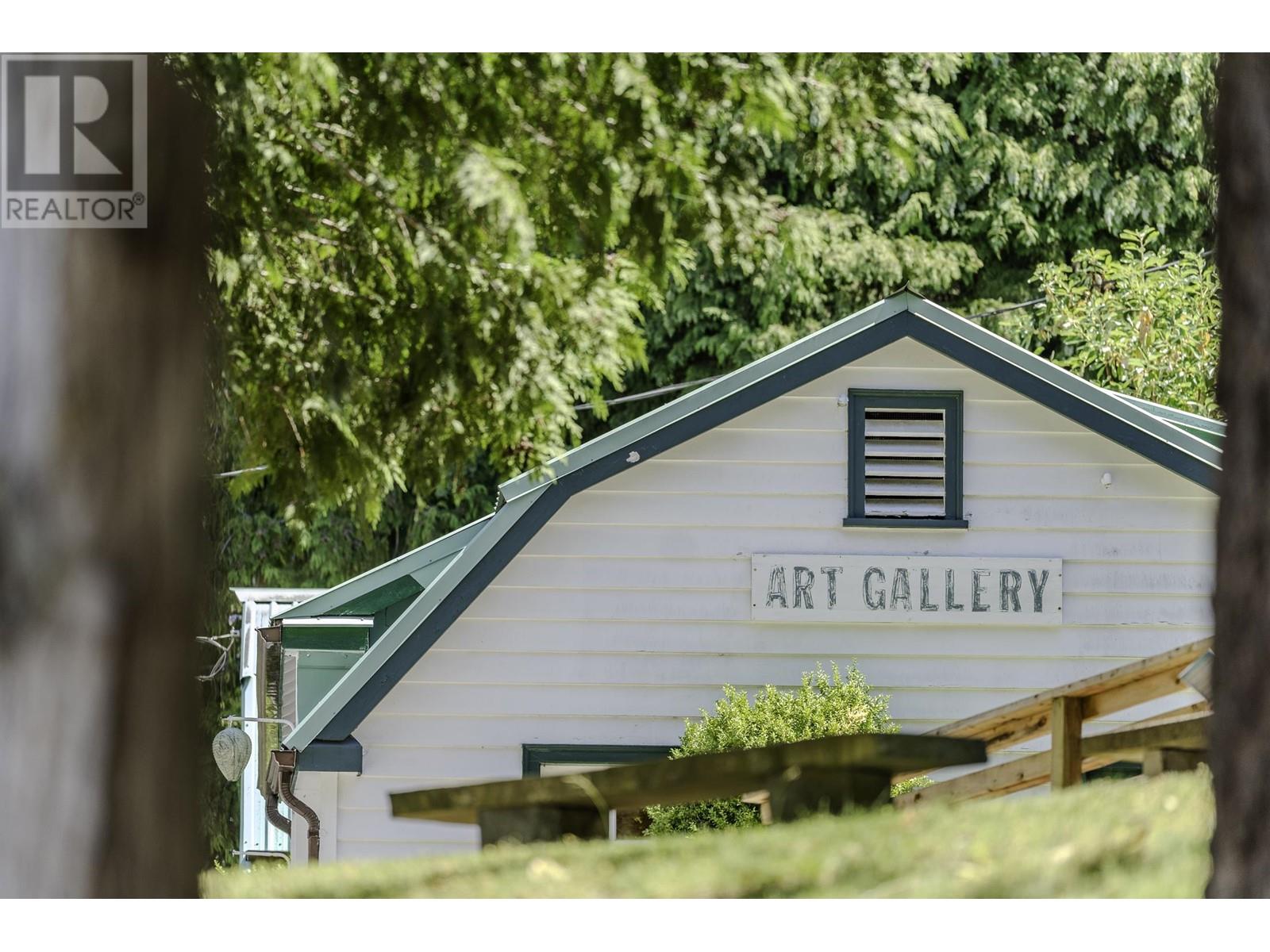 12882 STONE ROAD, Pender Harbour
