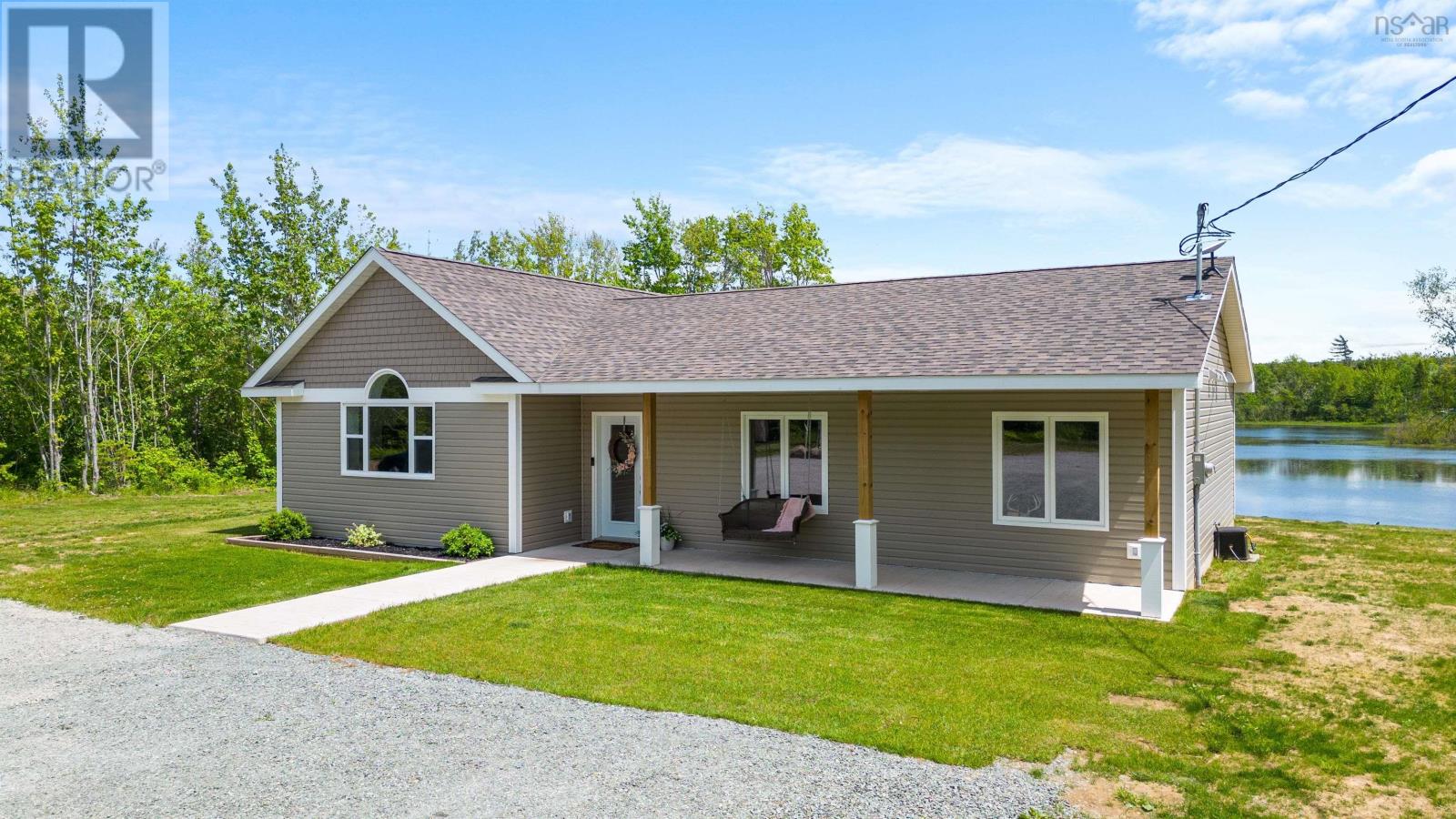 55 Lakeside Drive, Little Harbour