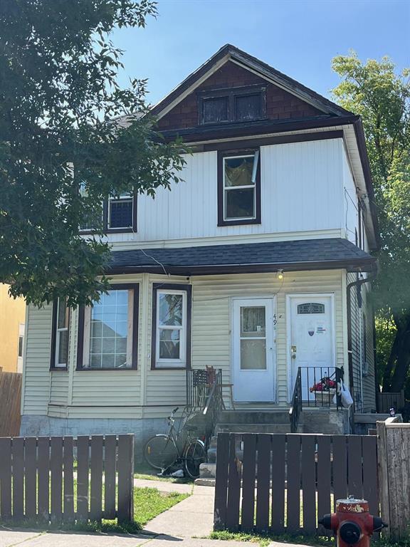 4 Bedroom Duplex For Sale | 496 Aberdeen Avenue | Winnipeg | R3E2B5