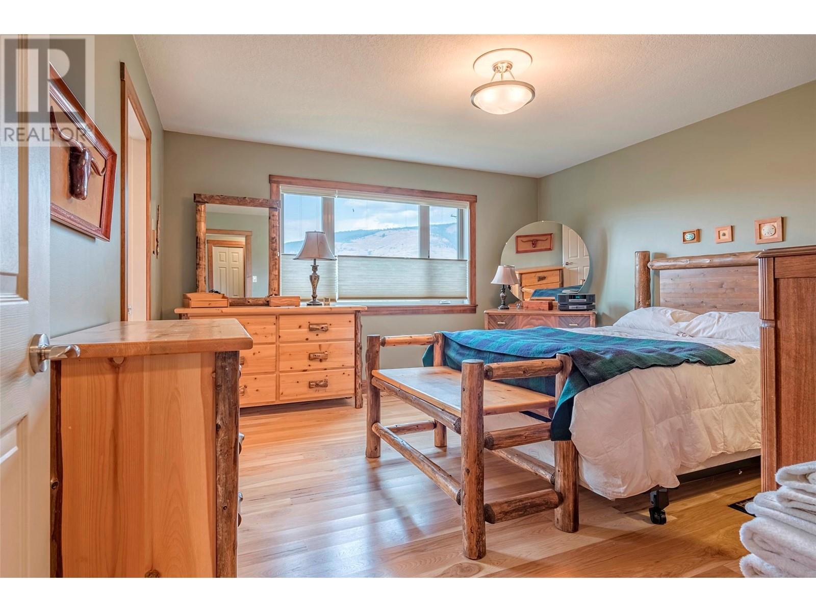 7800 Howe Drive, Coldstream