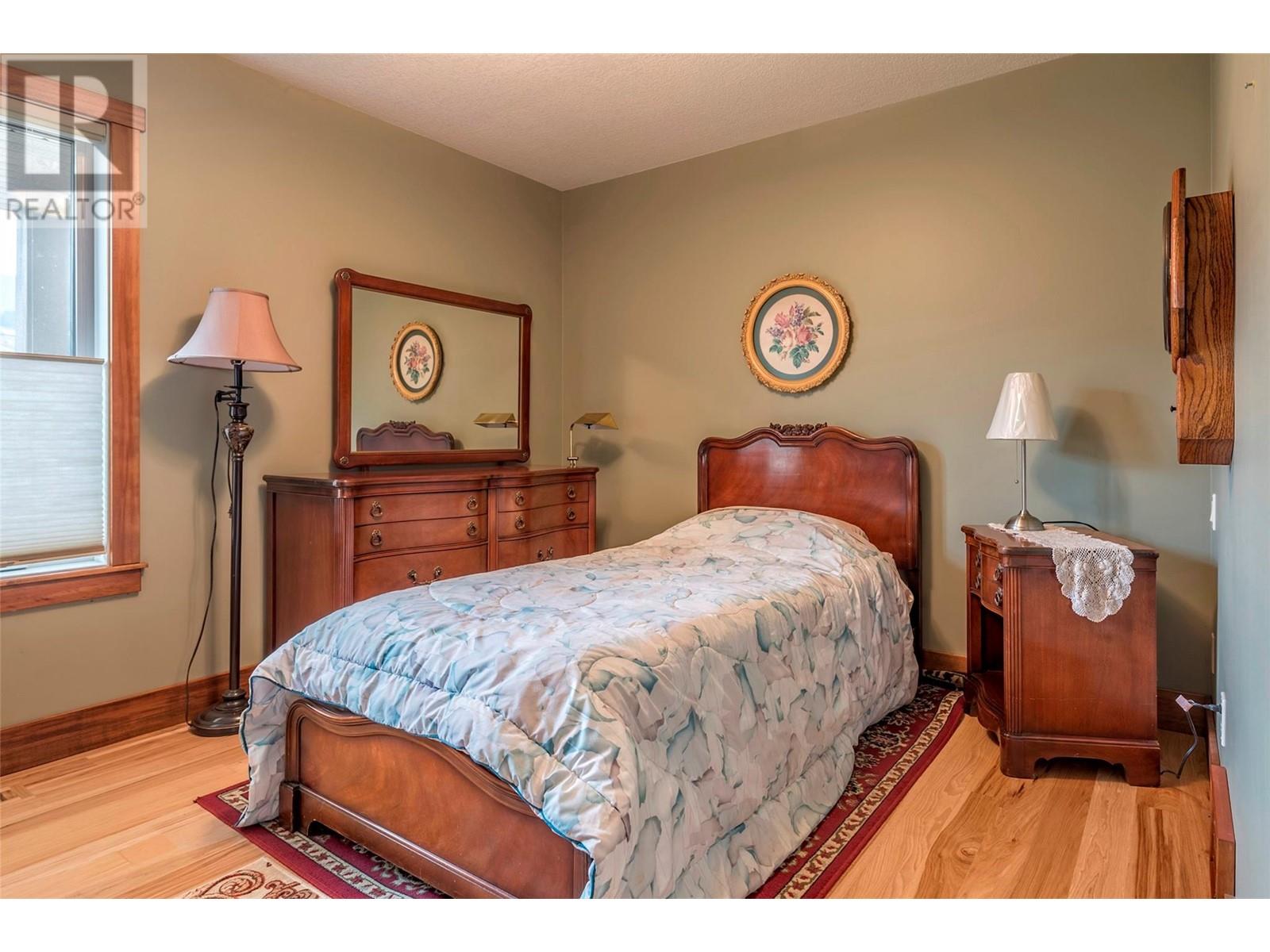 7800 Howe Drive, Coldstream