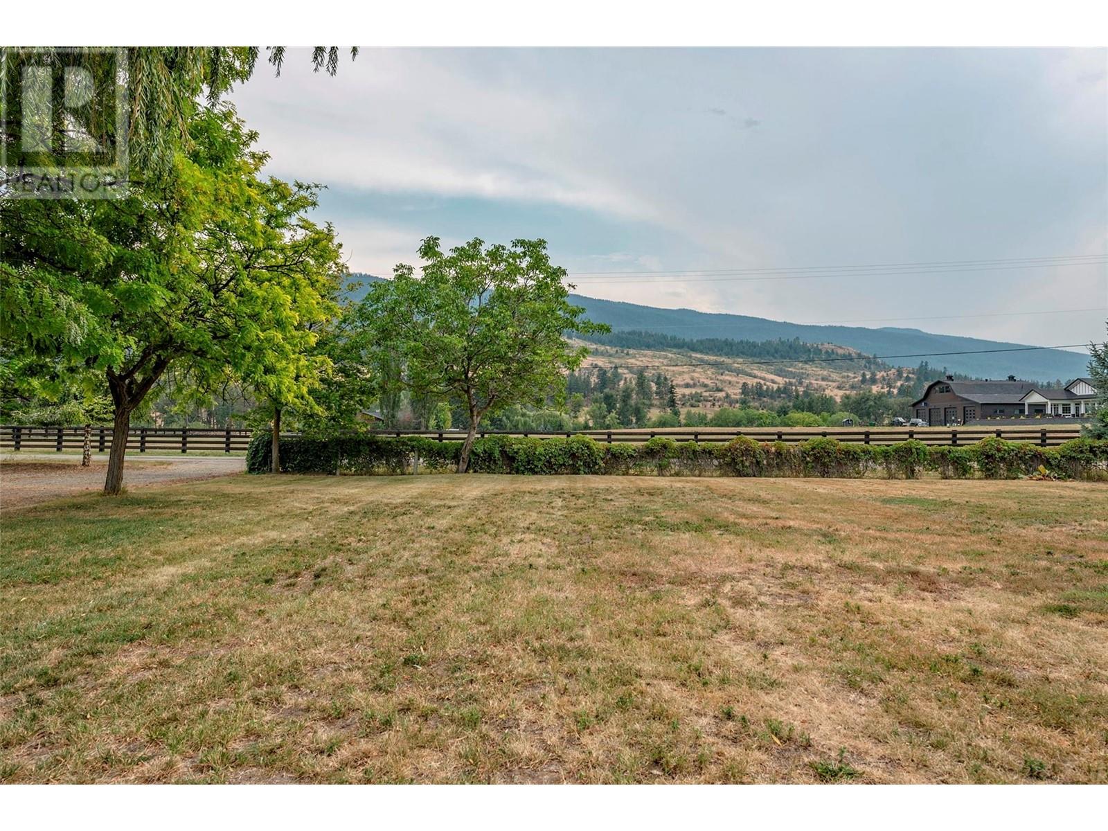 7800 Howe Drive, Coldstream