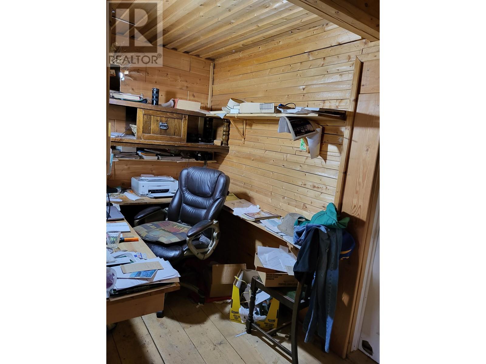 2840 FRANCOIS LAKE ROAD, Vanderhoof