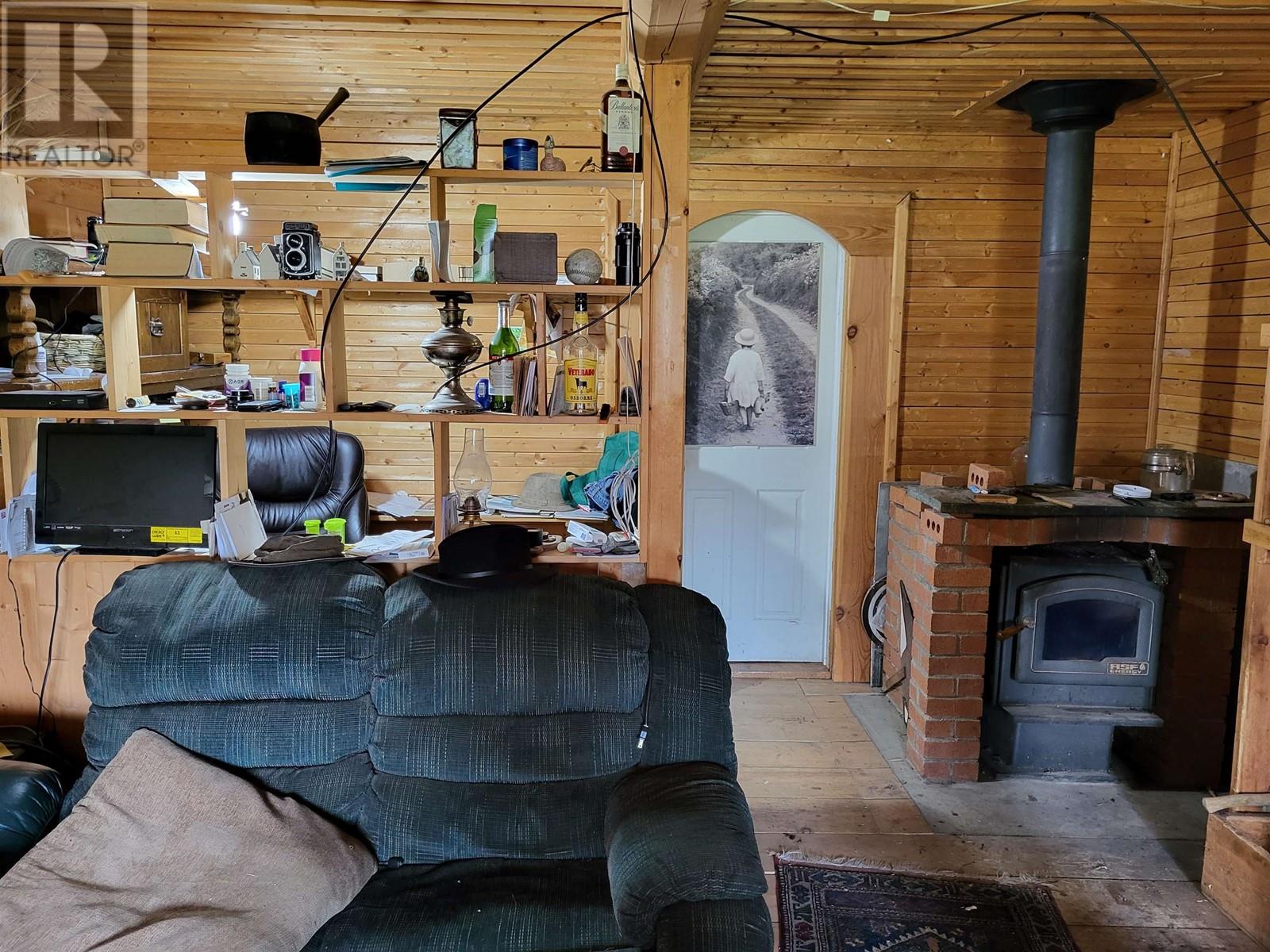 2840 FRANCOIS LAKE ROAD, Vanderhoof