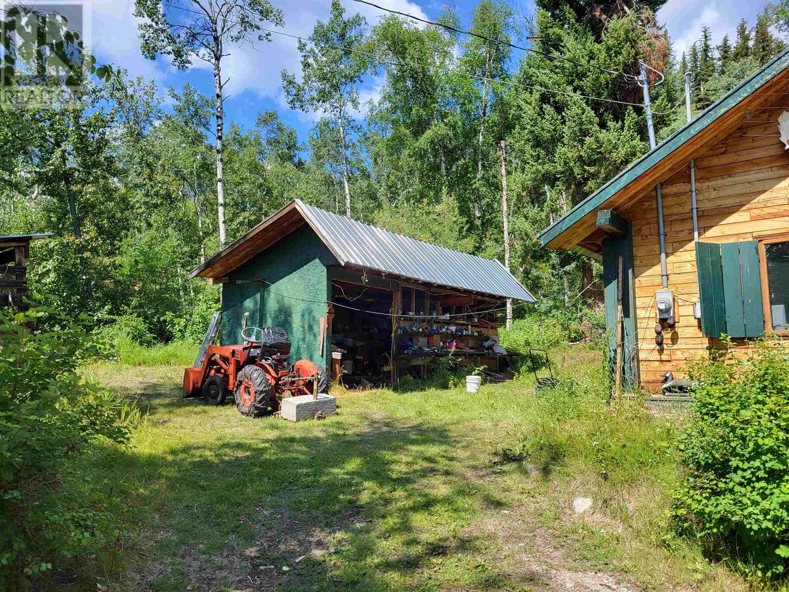 2840 FRANCOIS LAKE ROAD, Vanderhoof