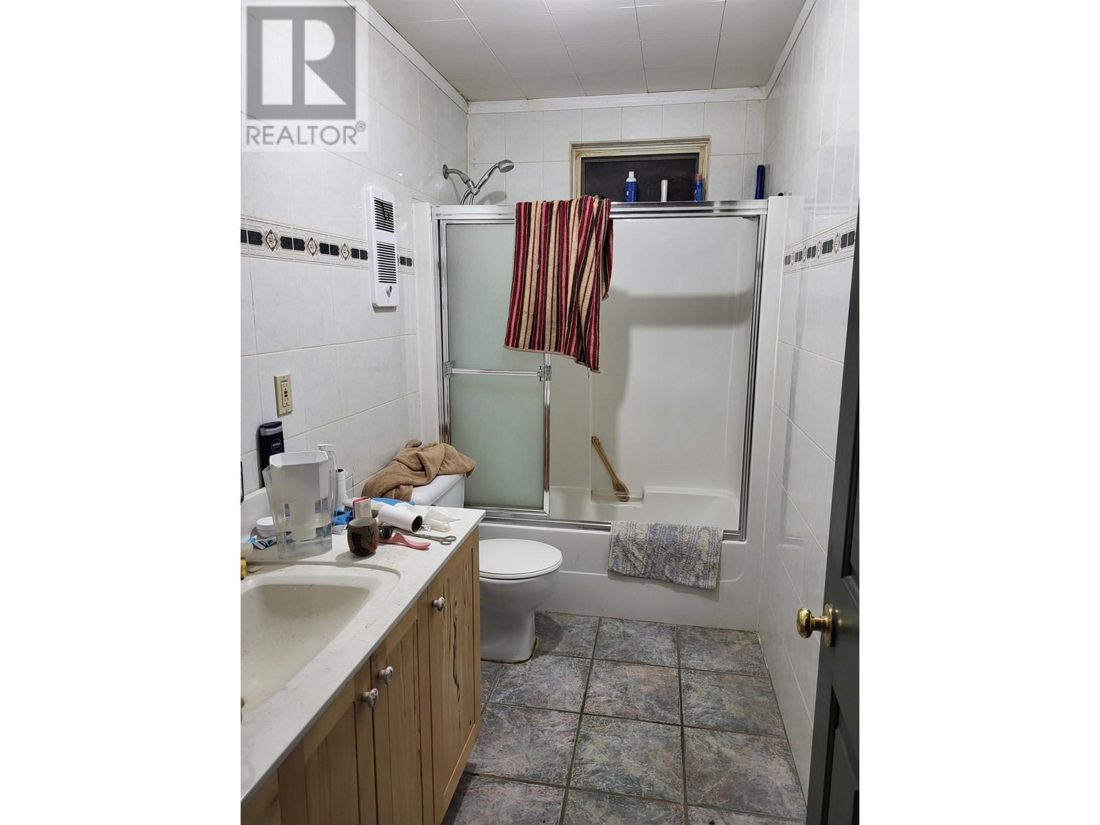 2840 FRANCOIS LAKE ROAD, Vanderhoof
