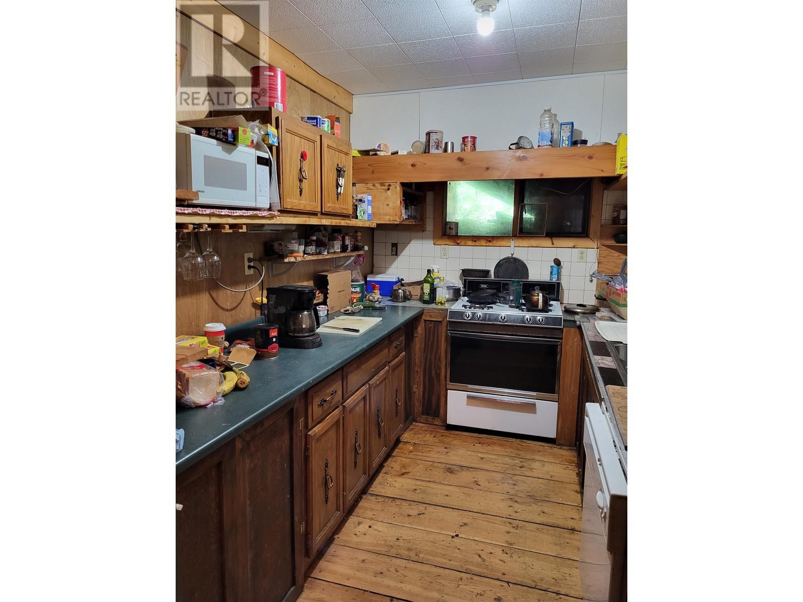 2840 FRANCOIS LAKE ROAD, Vanderhoof
