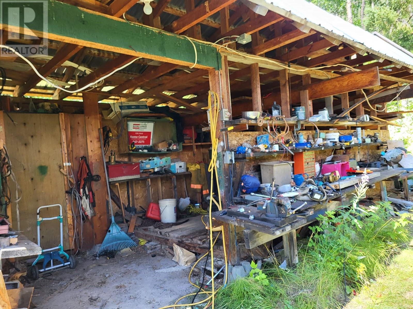 2840 FRANCOIS LAKE ROAD, Vanderhoof