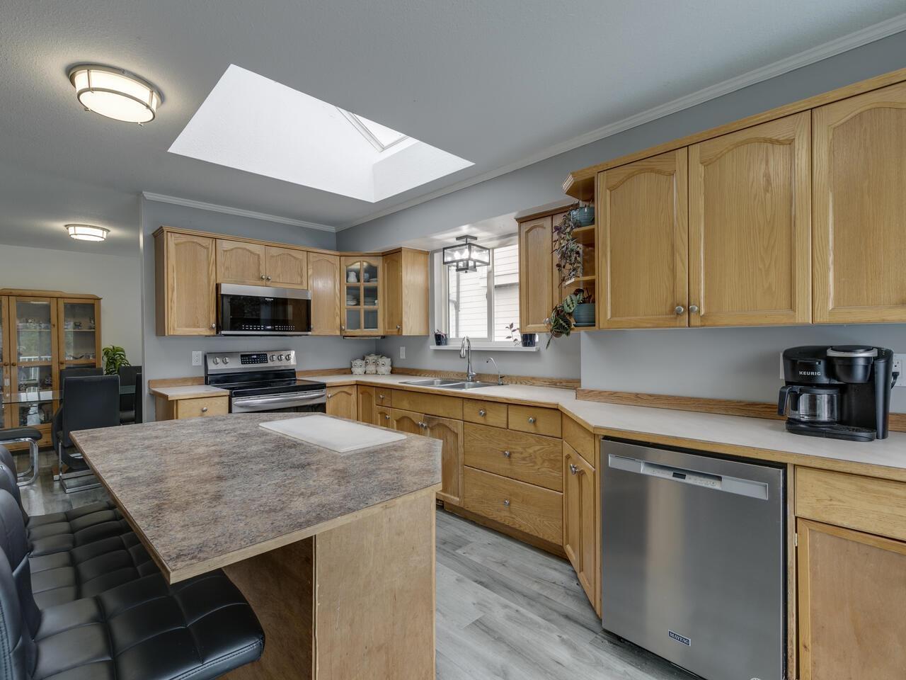35684 MOORE AVENUE, Mission