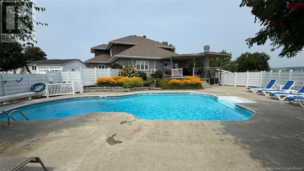 52 Levesque Street - 32