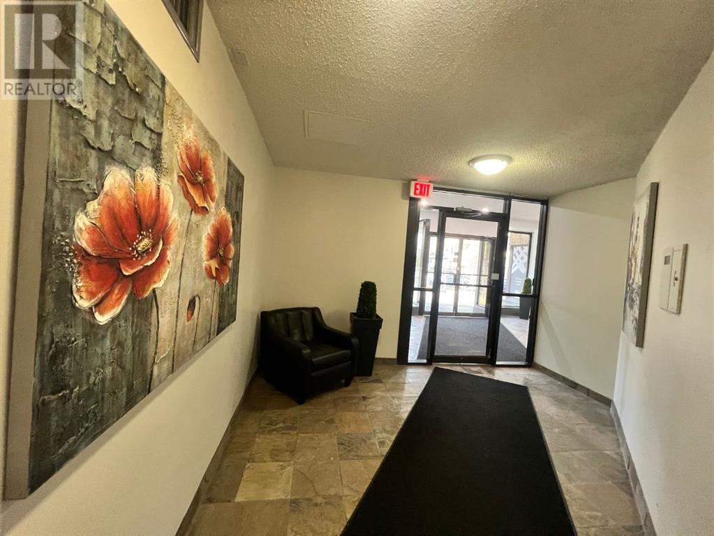 Single Family House High rise for Sale in    Avenue SW Beltline Calgary 