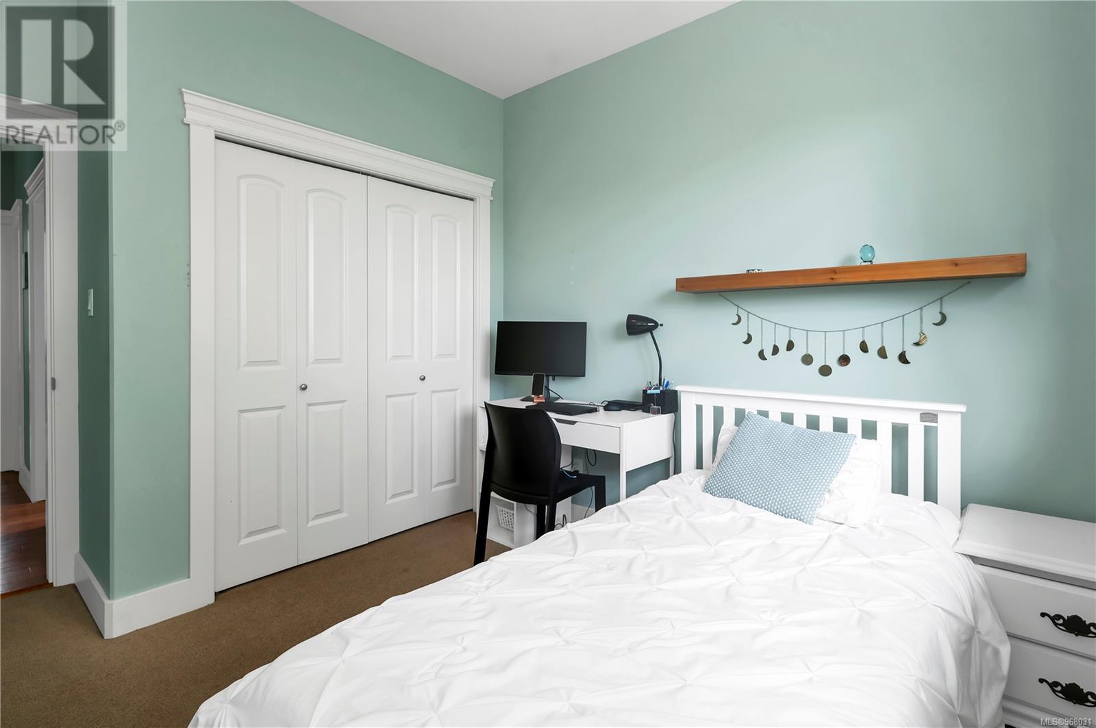 3668 Vermont Pl, Campbell River real estate listing 968031
