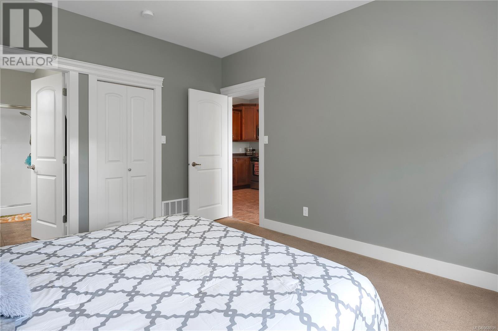 3668 Vermont Pl, Campbell River real estate listing 968031