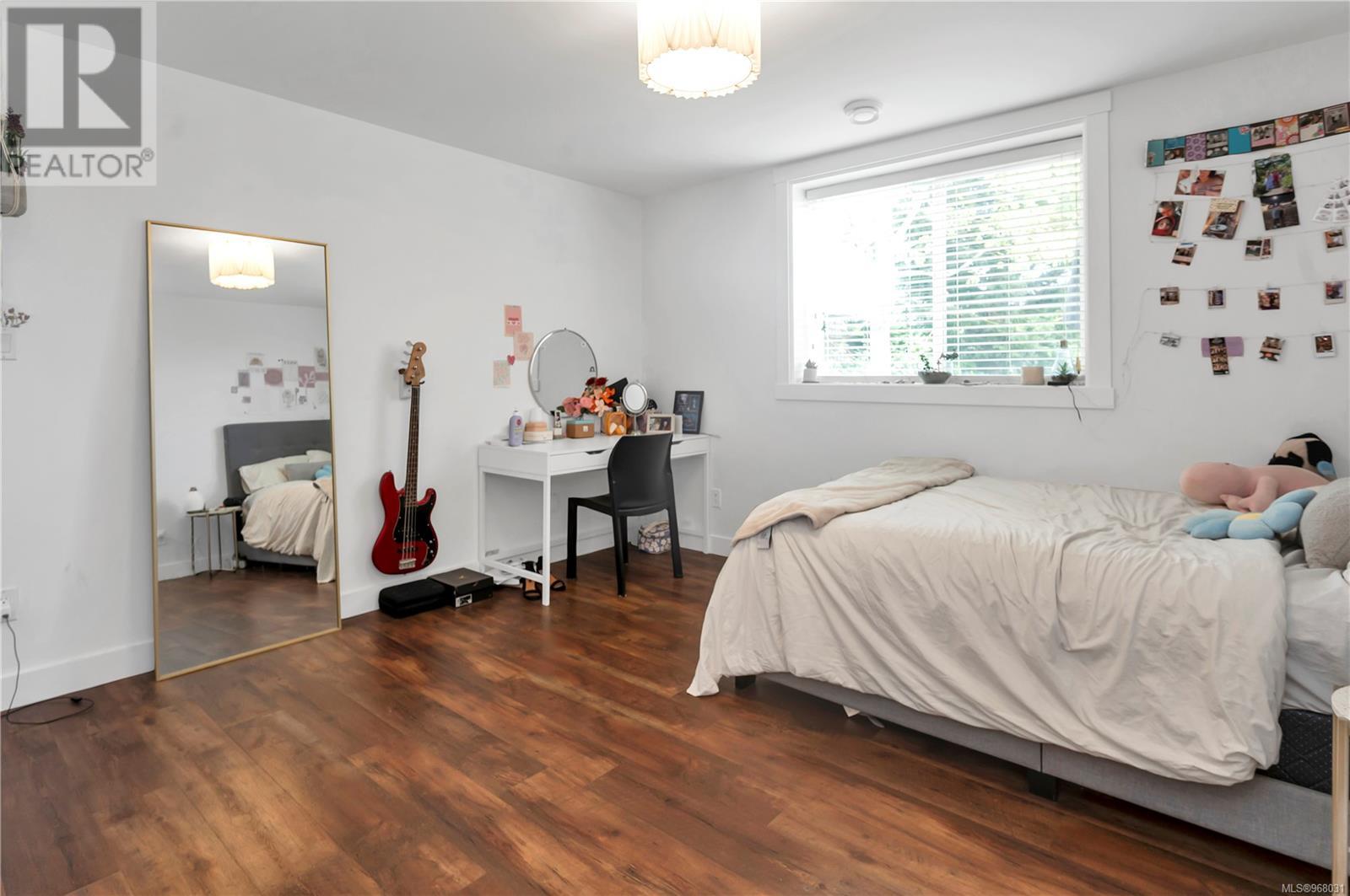 3668 Vermont Pl, Campbell River real estate listing 968031