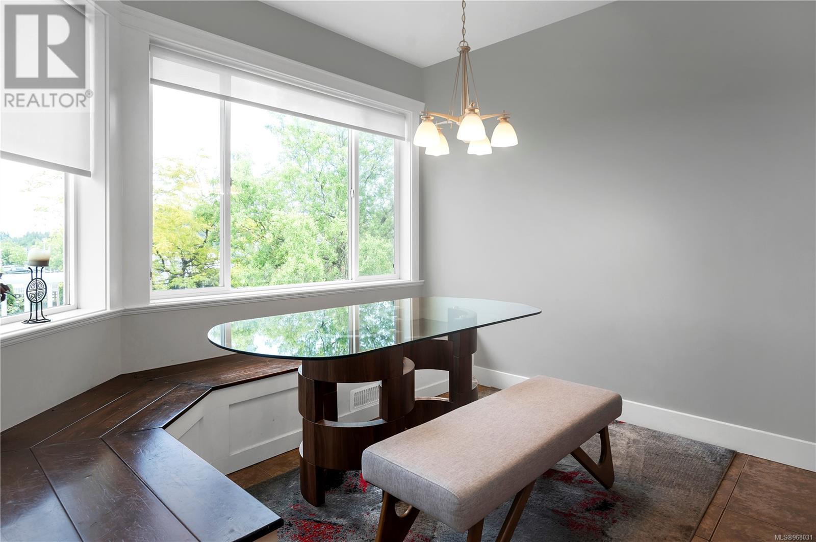 3668 Vermont Pl, Campbell River real estate listing 968031