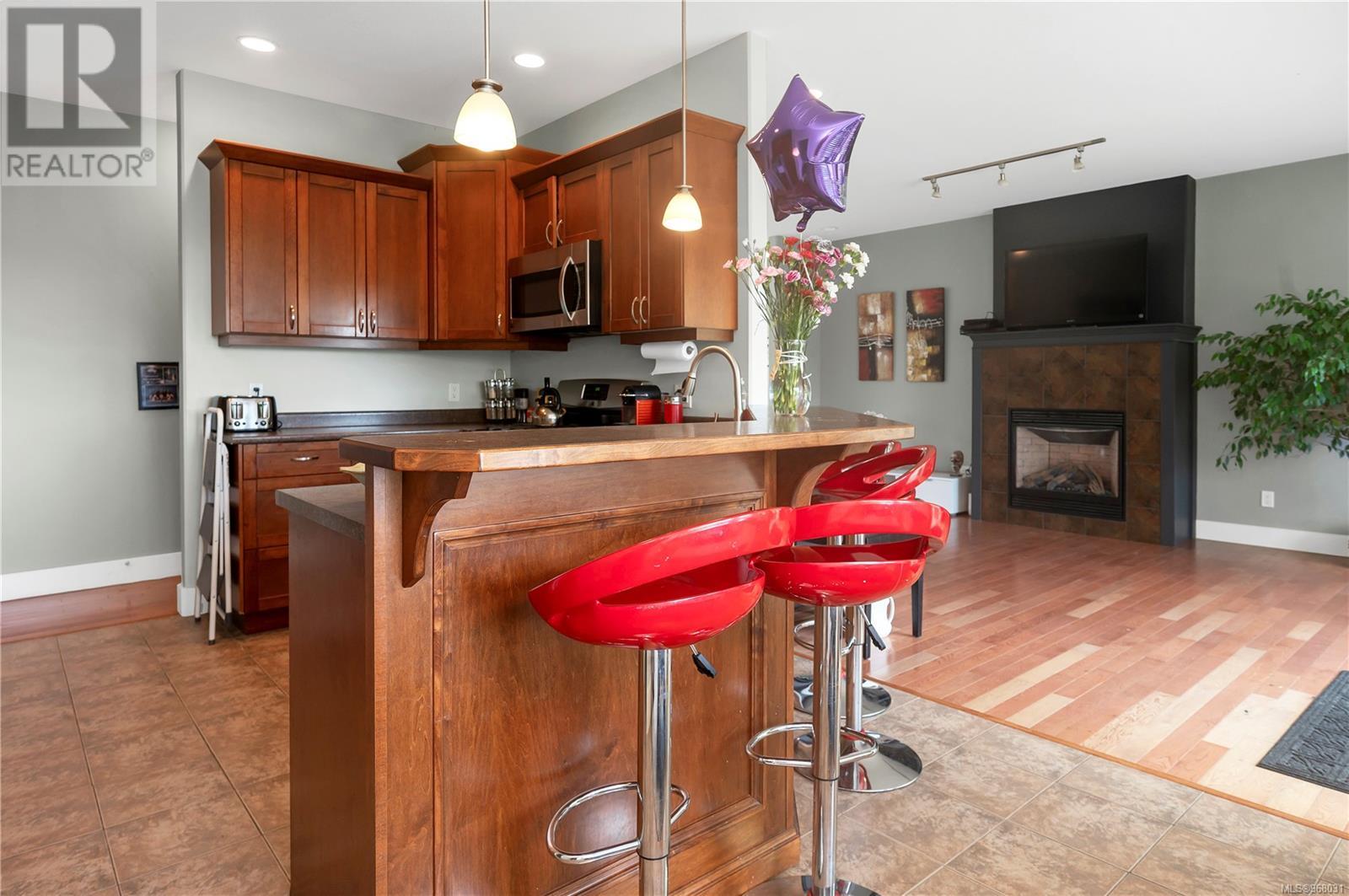 3668 Vermont Pl, Campbell River real estate listing 968031