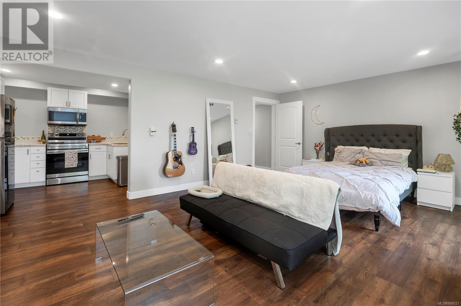 3668 Vermont Pl, Campbell River real estate listing 968031