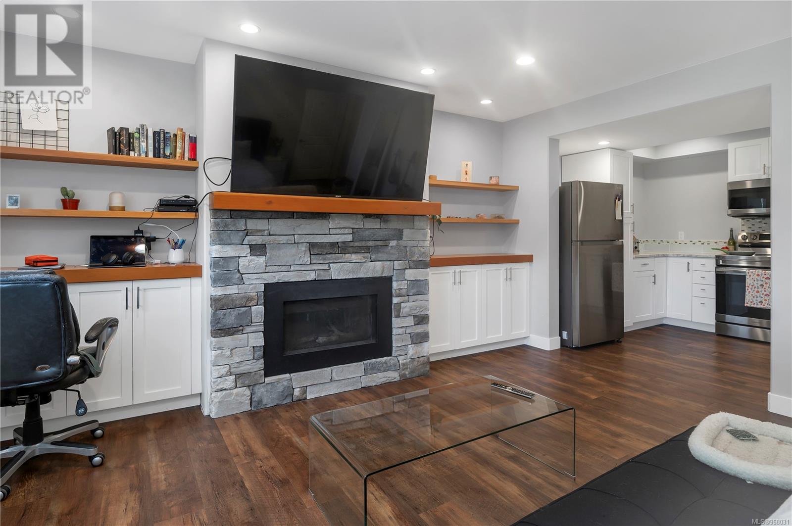 3668 Vermont Pl, Campbell River real estate listing 968031