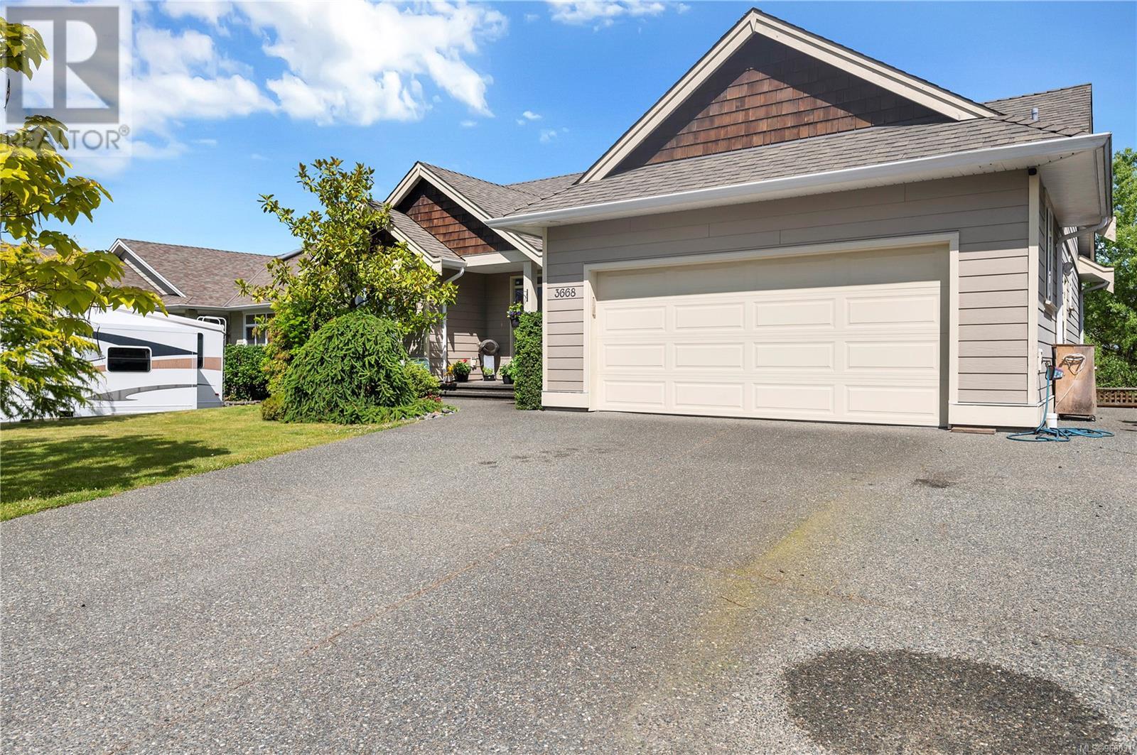3668 Vermont Pl, Campbell River real estate listing 968031