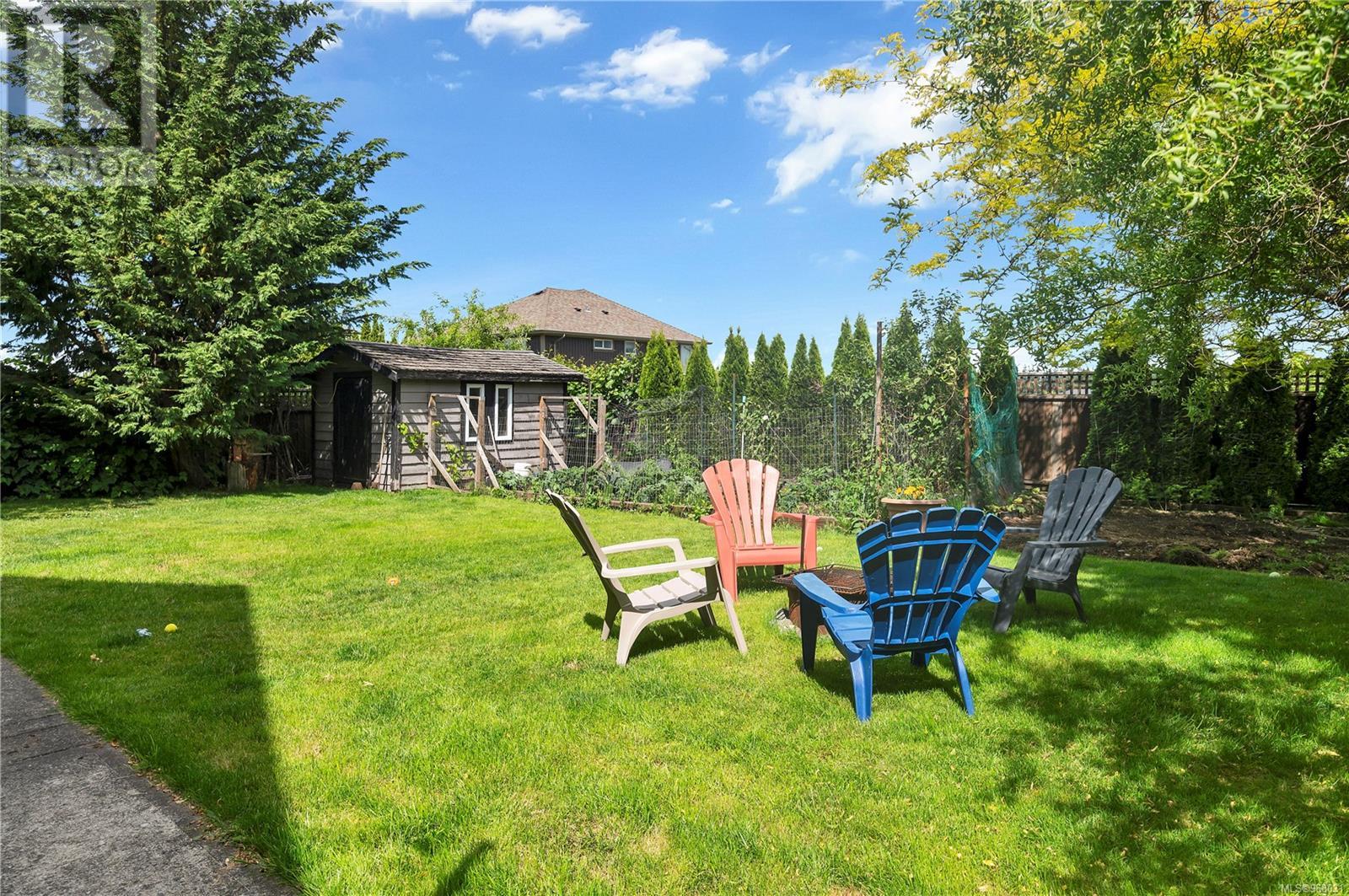 3668 Vermont Pl, Campbell River real estate listing 968031