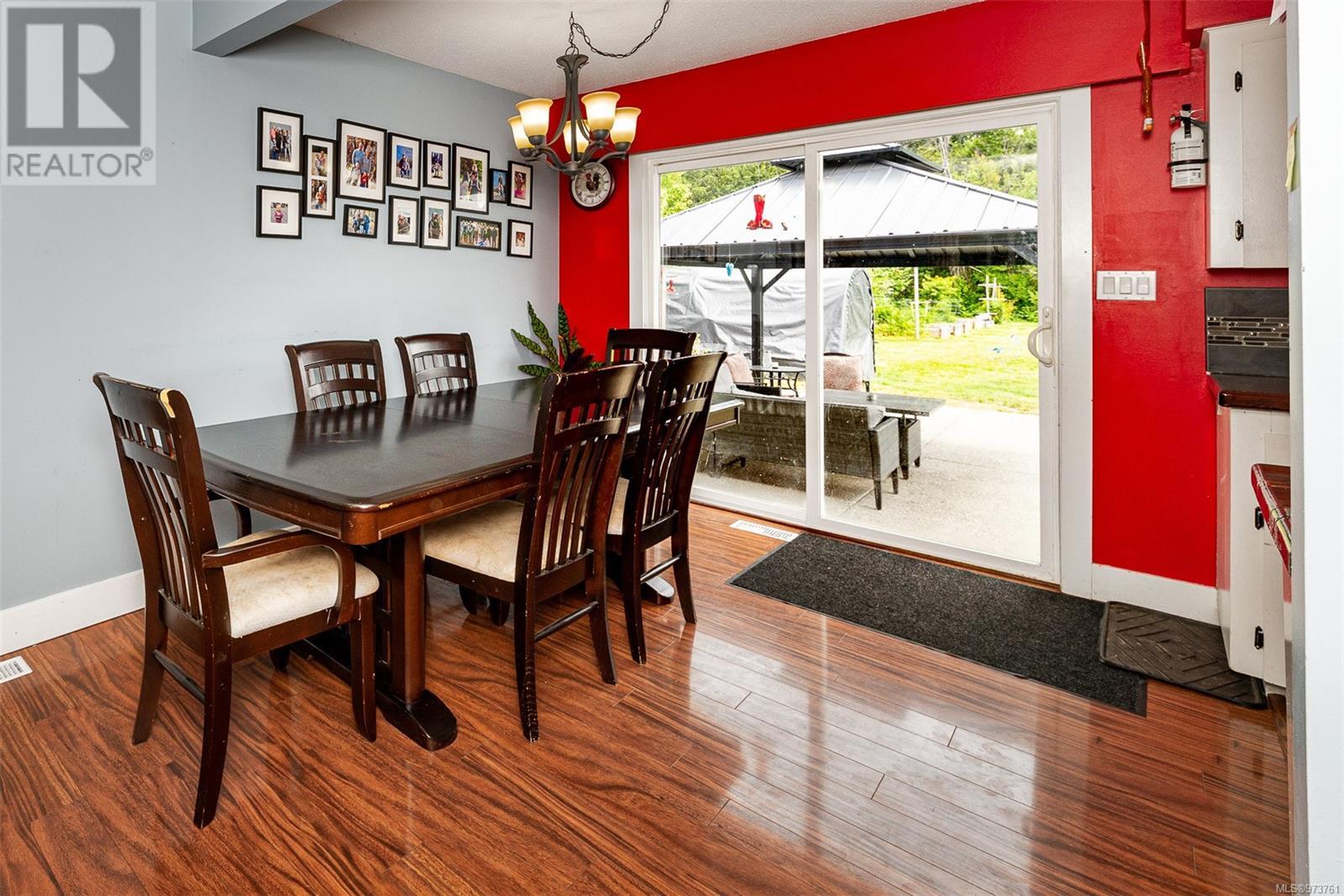 Photo 9 of 6715 Bell Mckinnon Rd, Duncan BC