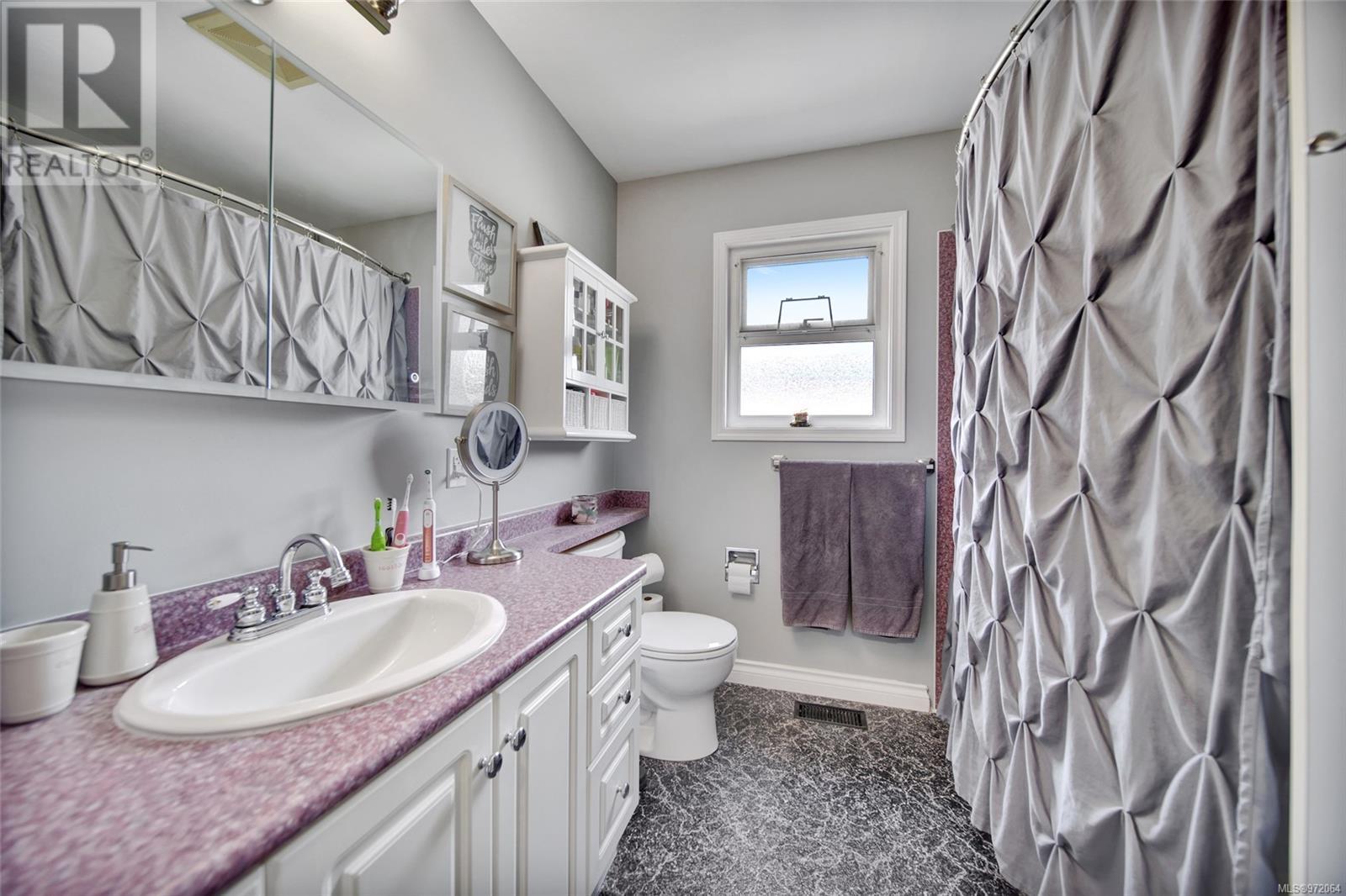 2748 Scafe Rd, Langford real estate listing 972064