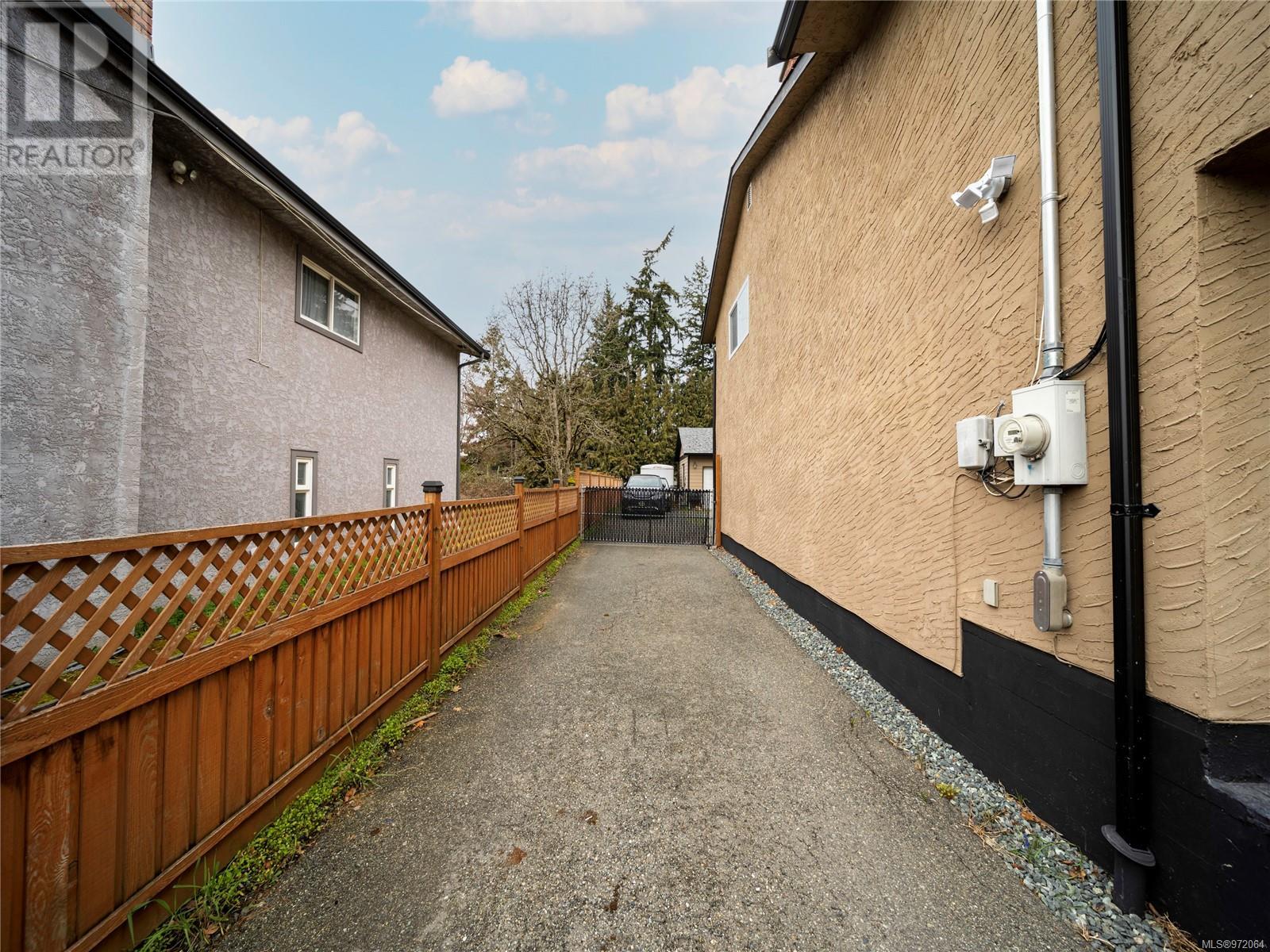 2748 Scafe Rd, Langford real estate listing 972064