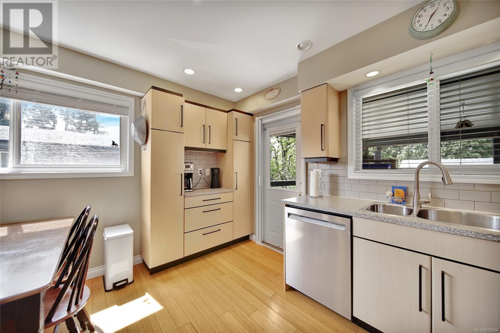 2748 Scafe Rd, Langford real estate listing 972064