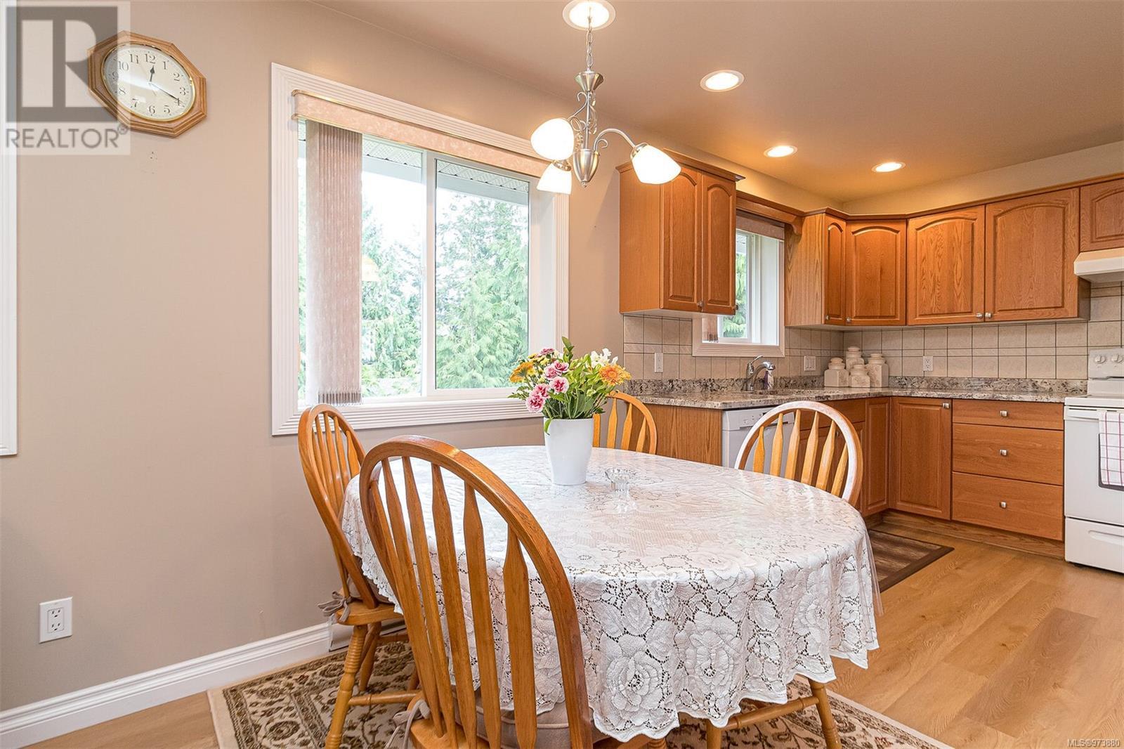  2267 Setchfield Avenue, Langford