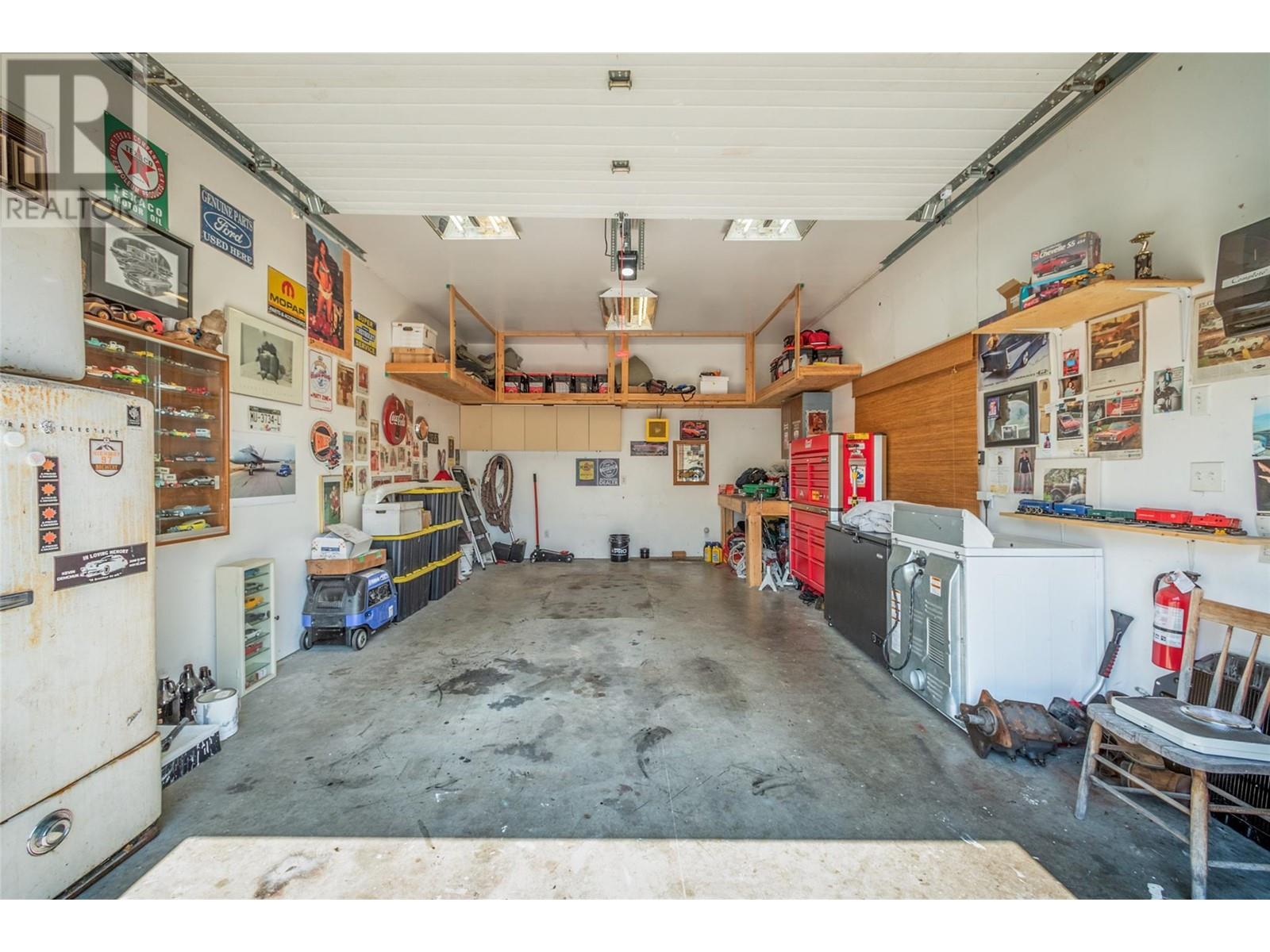 930 Vernon Avenue, Penticton