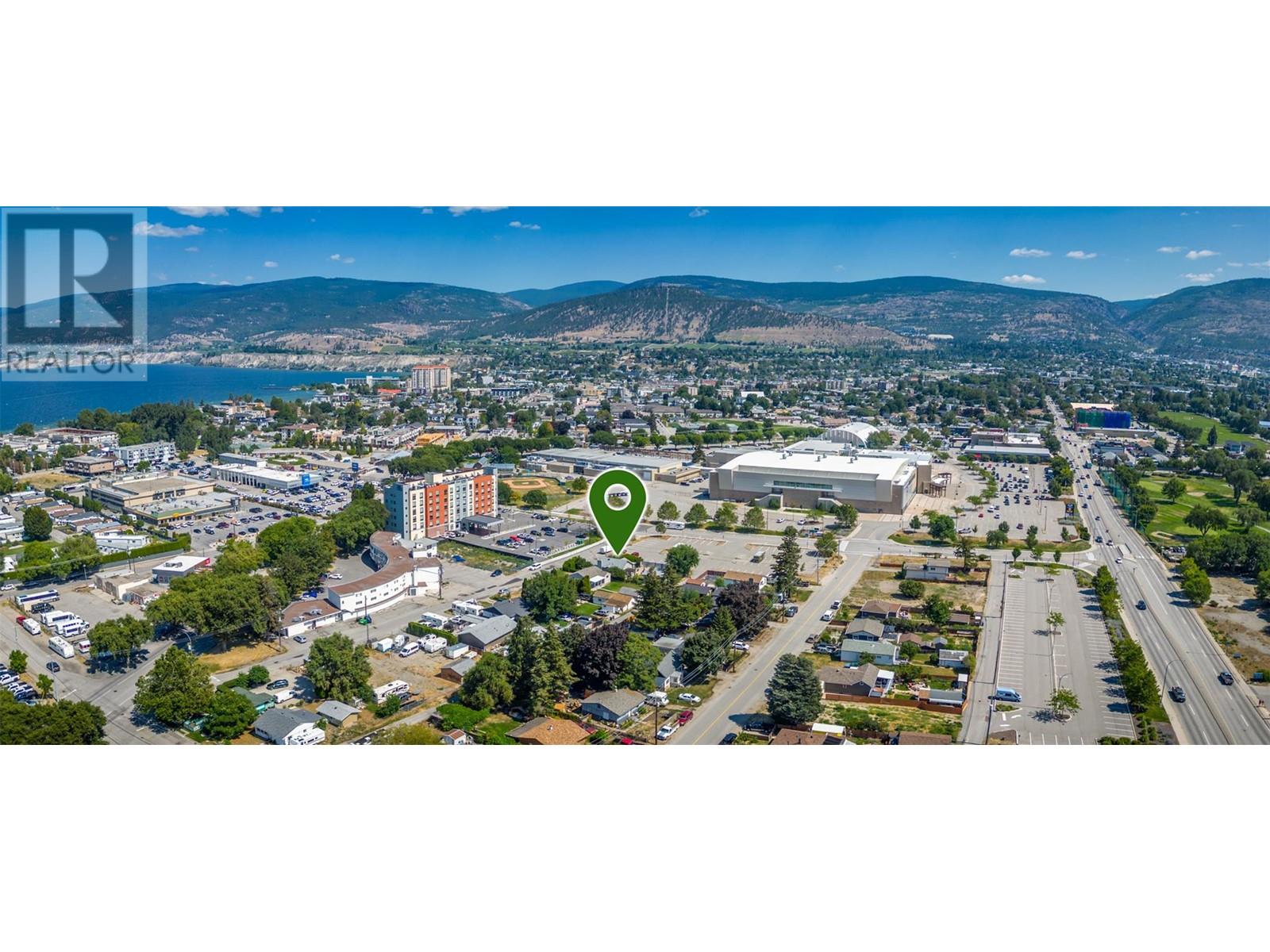 930 Vernon Avenue, Penticton